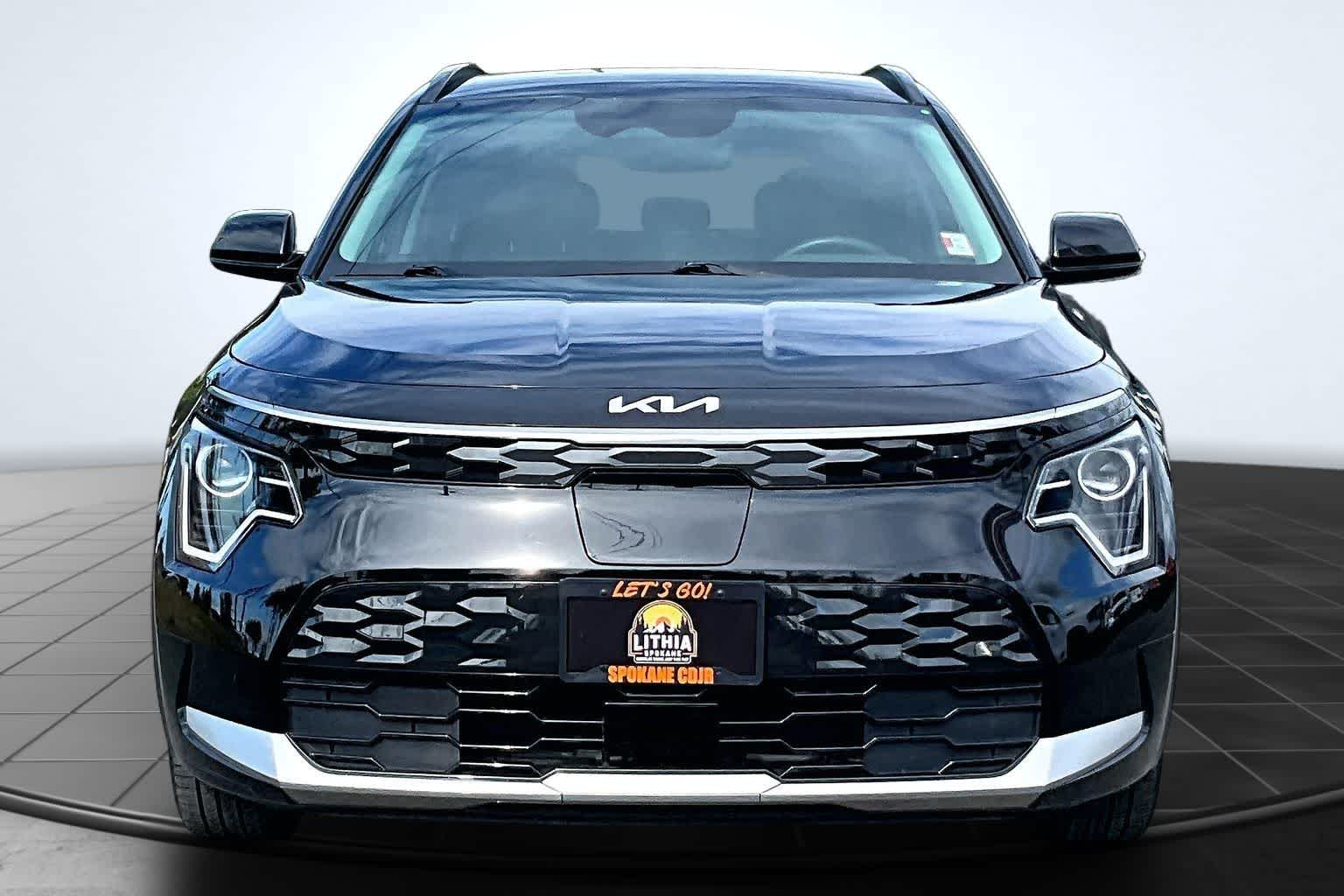 Thumbnail: 2023 Kia Niro - 5