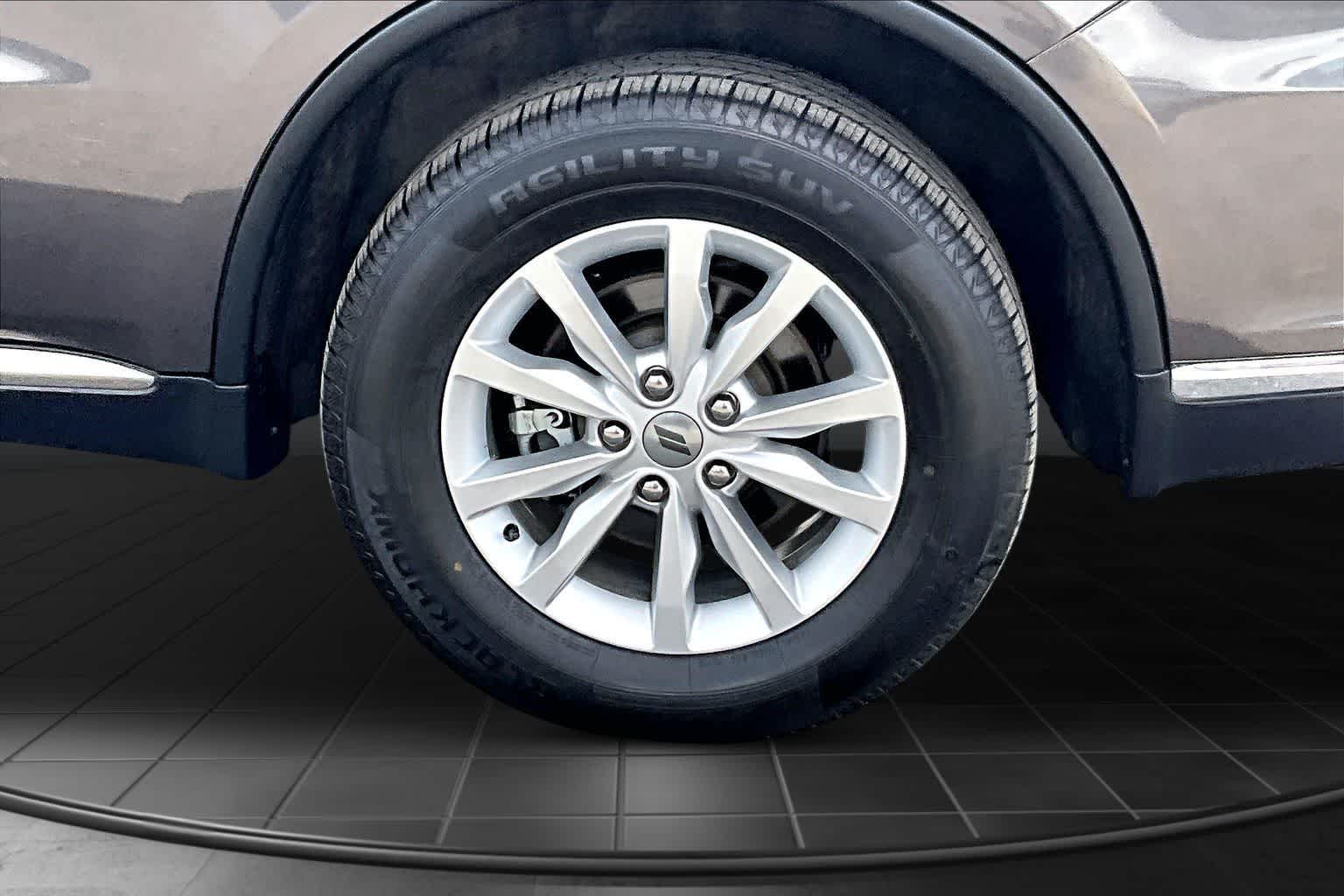 Thumbnail: 2021 Dodge Durango - 36