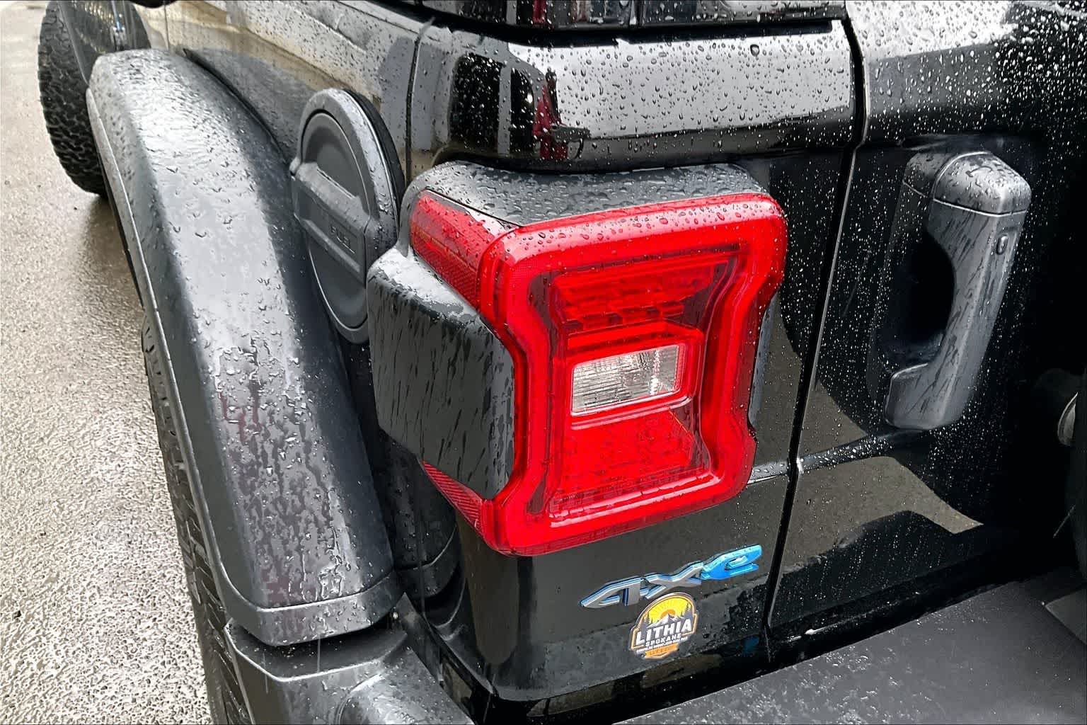 Thumbnail: 2023 Jeep Wrangler - 32