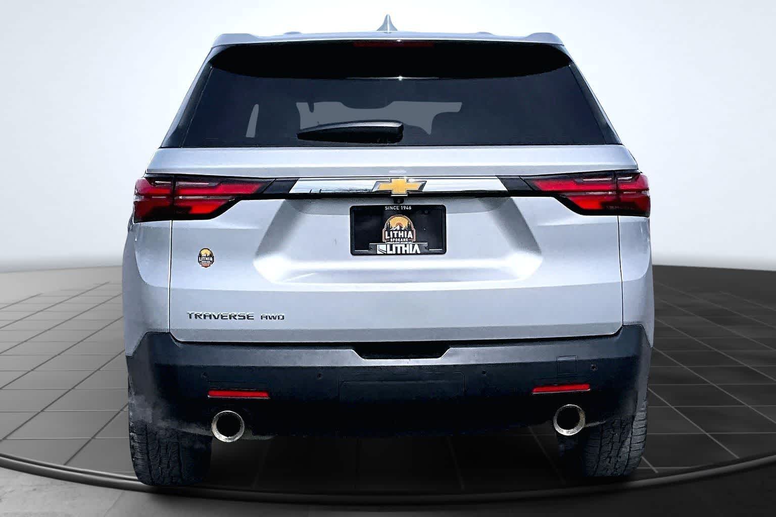 Thumbnail: 2022 Chevrolet Traverse - 5