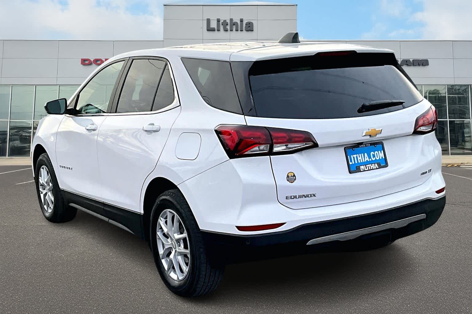 Thumbnail: 2024 Chevrolet Equinox - 4