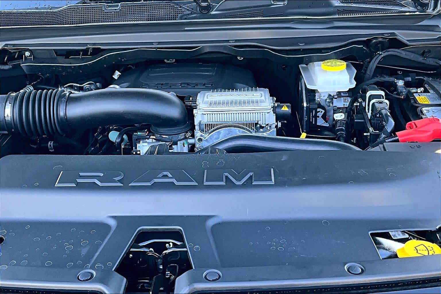 Thumbnail: 2026 RAM 1500 - 9