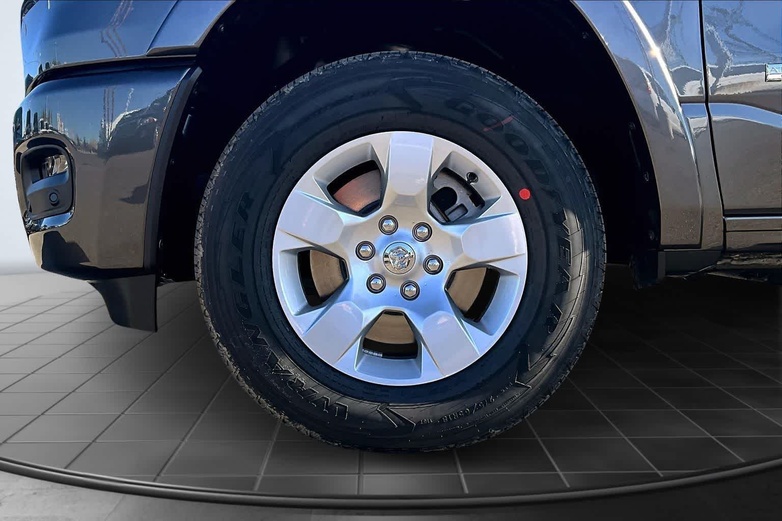 Thumbnail: 2026 RAM 1500 - 8