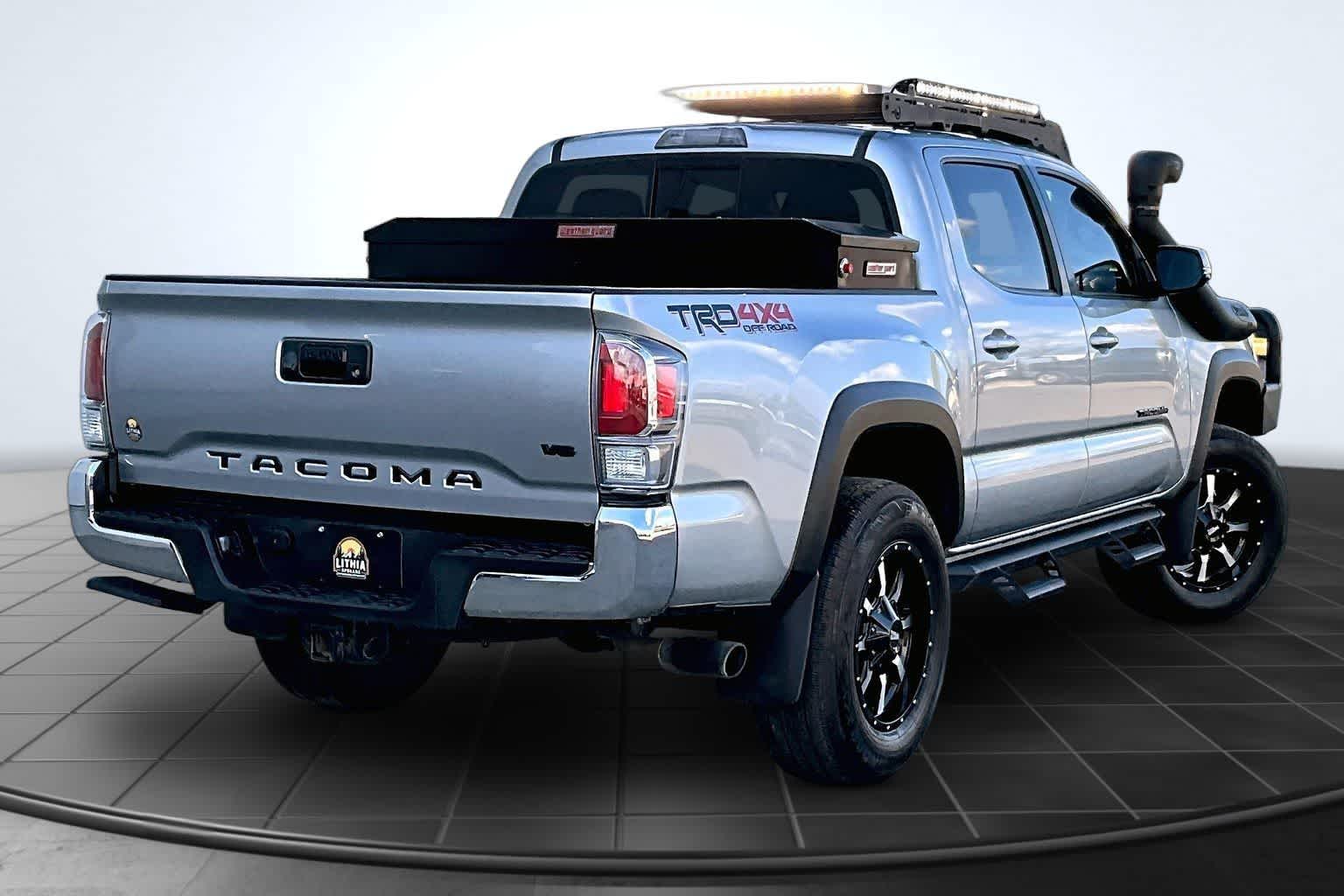 Thumbnail: 2023 Toyota Tacoma - 23