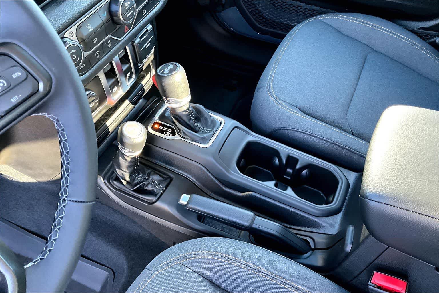 Thumbnail: 2026 Jeep Wrangler - 16