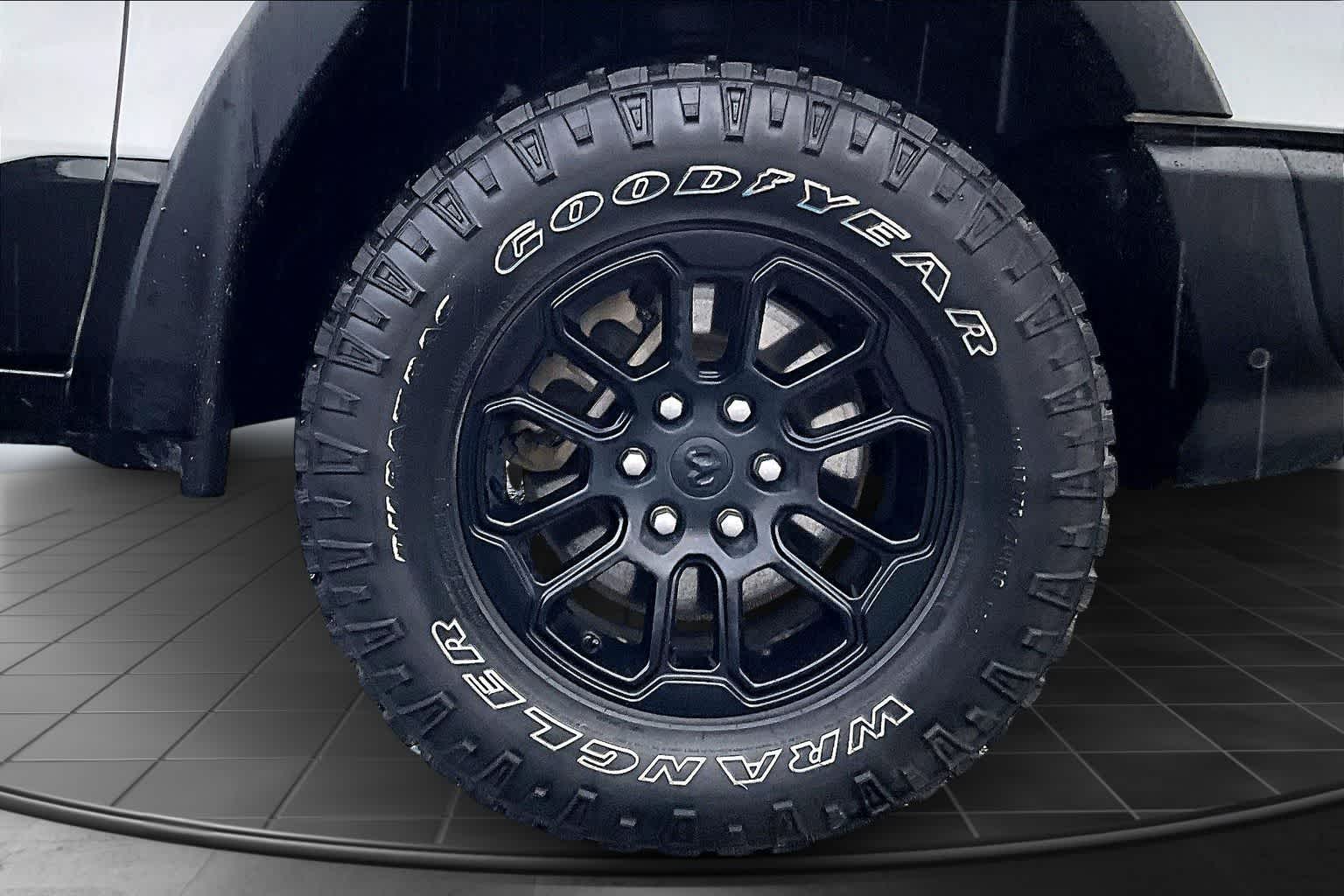 Thumbnail: 2025 RAM 1500 - 34