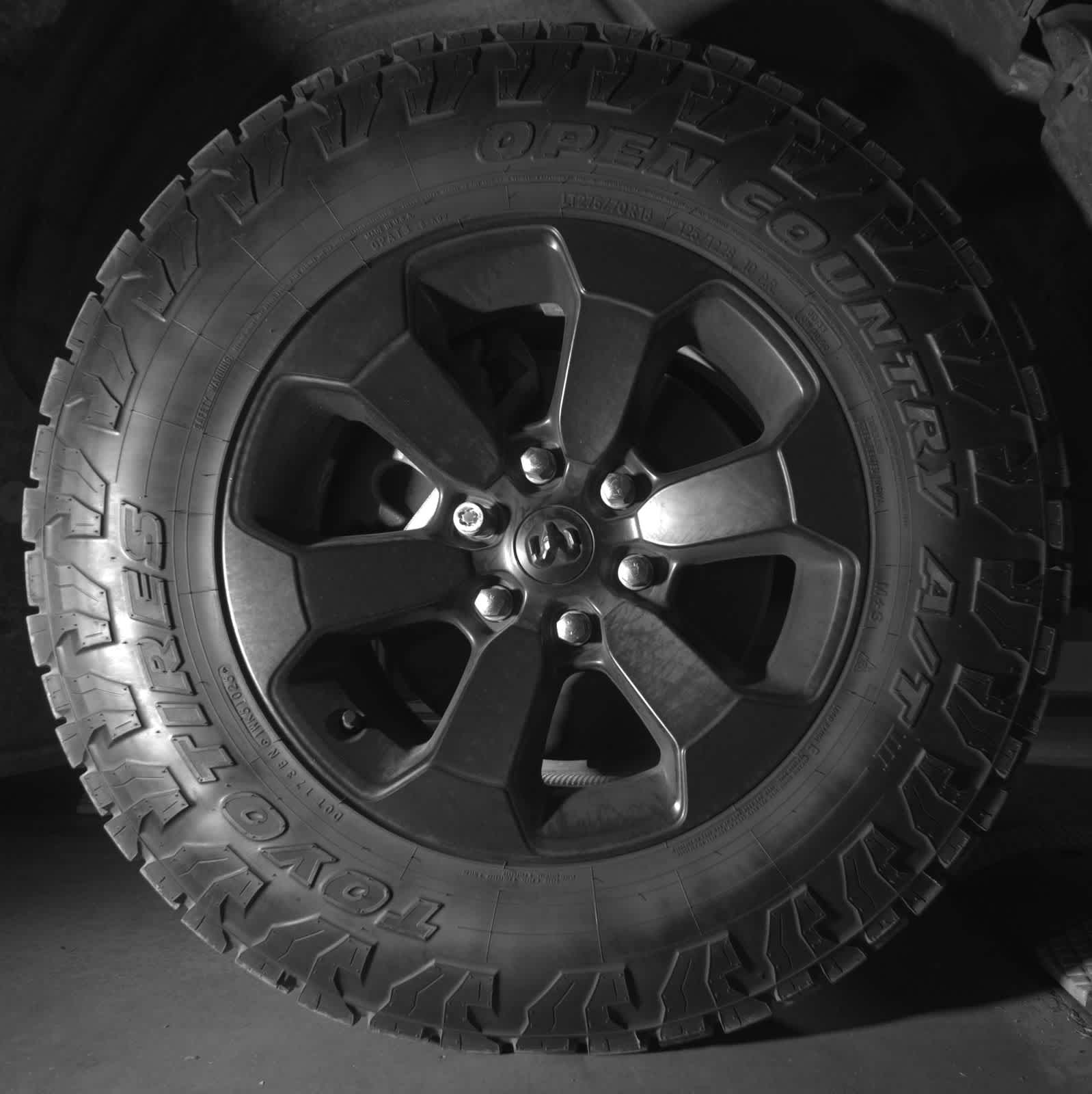 Thumbnail: 2024 RAM 1500 - 9