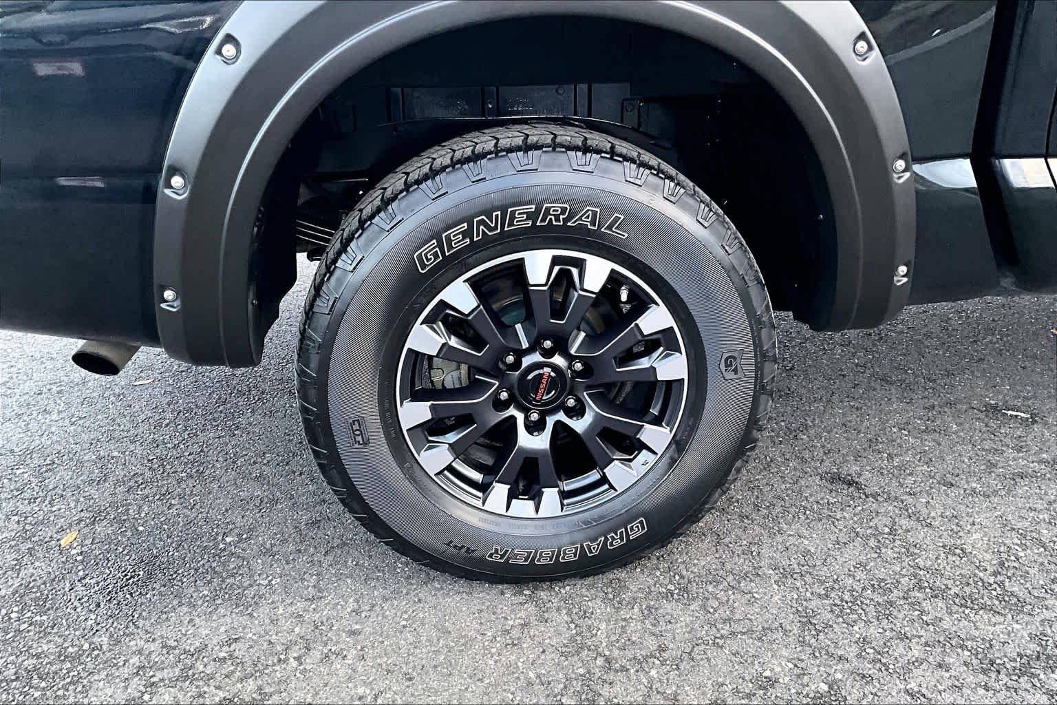 Thumbnail: 2021 Nissan Titan - 35