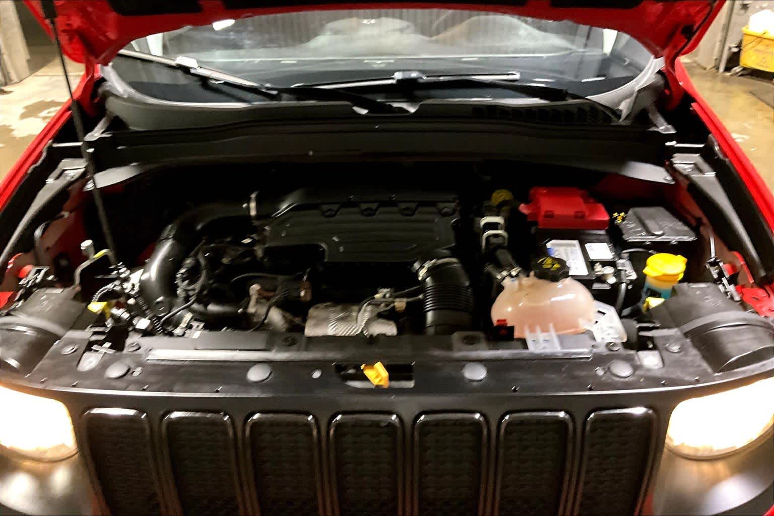 Thumbnail: 2022 Jeep Renegade - 9