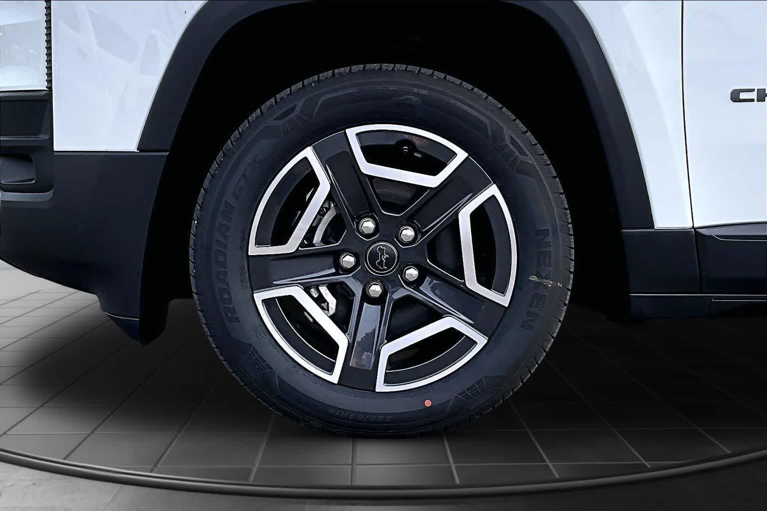 Thumbnail: 2026 Jeep Cherokee - 8