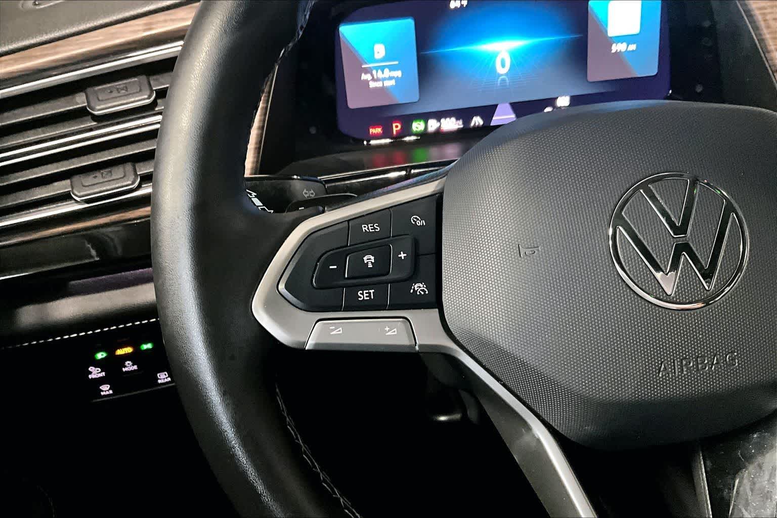 Thumbnail: 2025 Volkswagen Atlas - 25