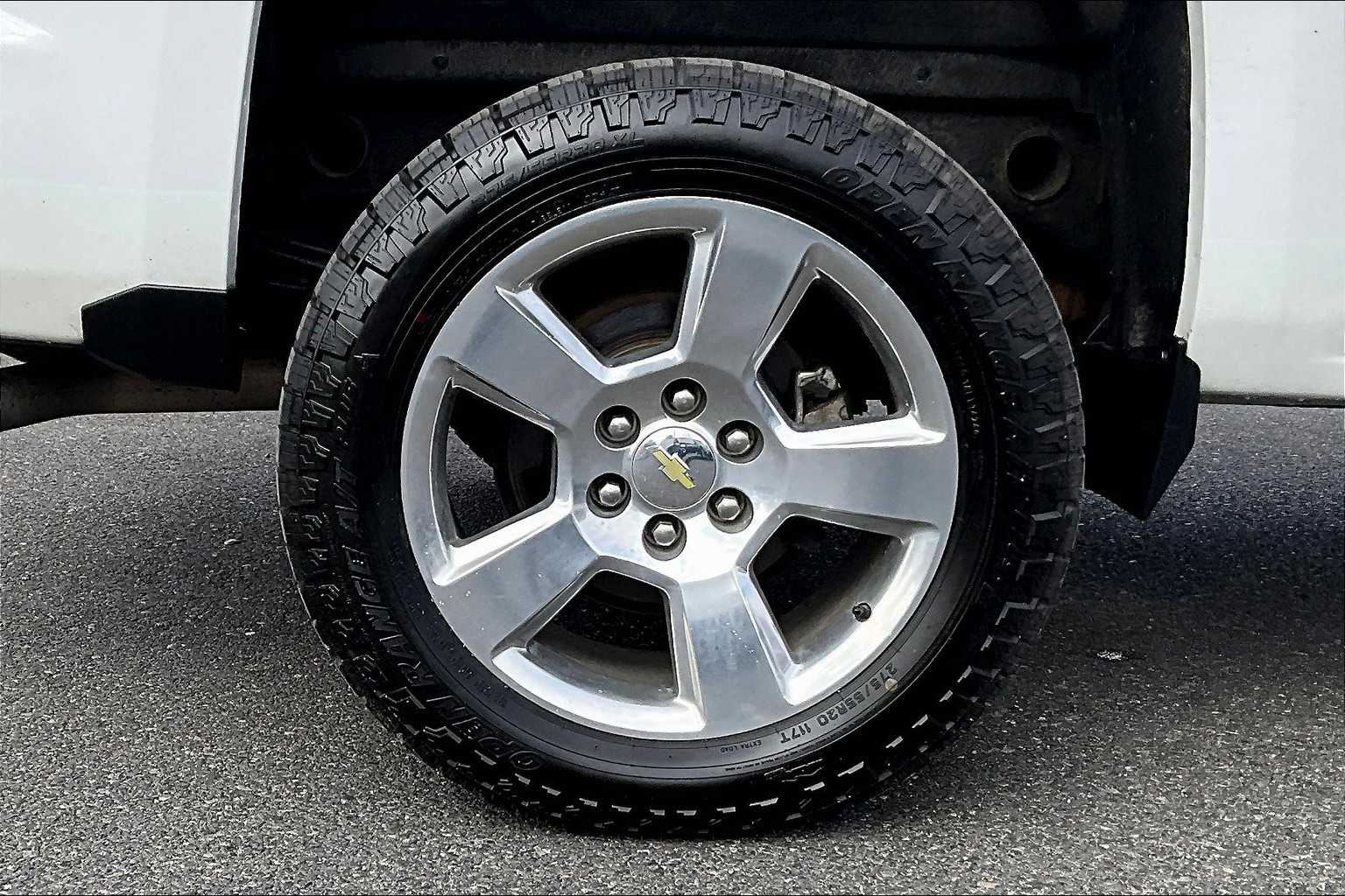 Thumbnail: 2015 Chevrolet Silverado 1500 - 34