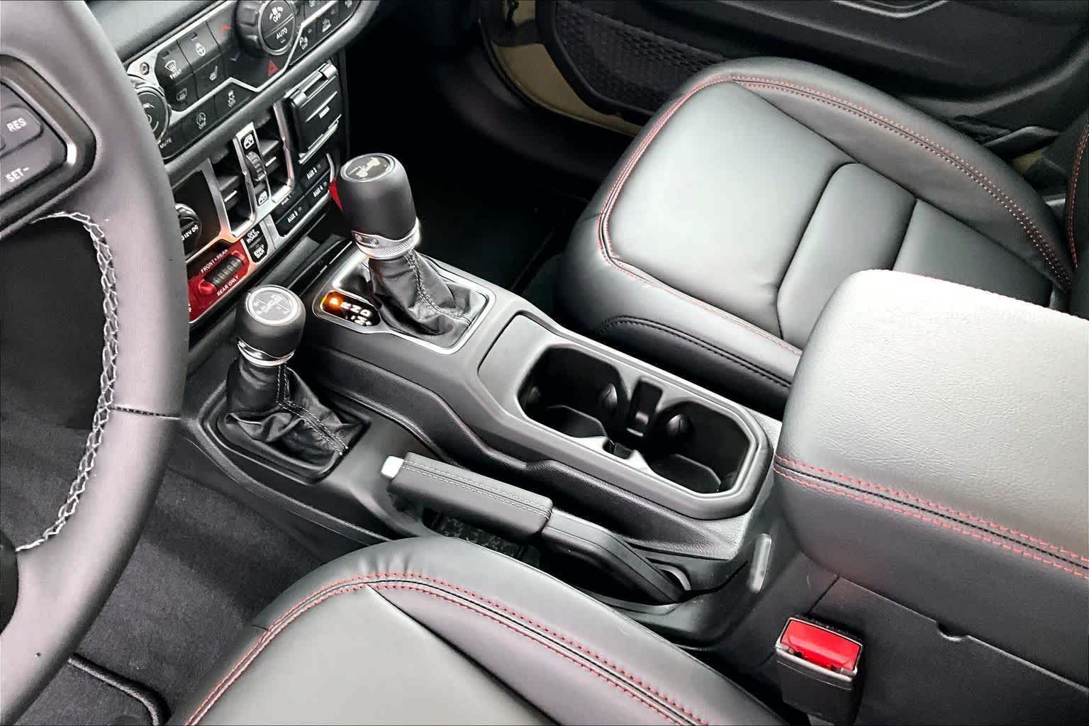 Thumbnail: 2026 Jeep Wrangler - 17