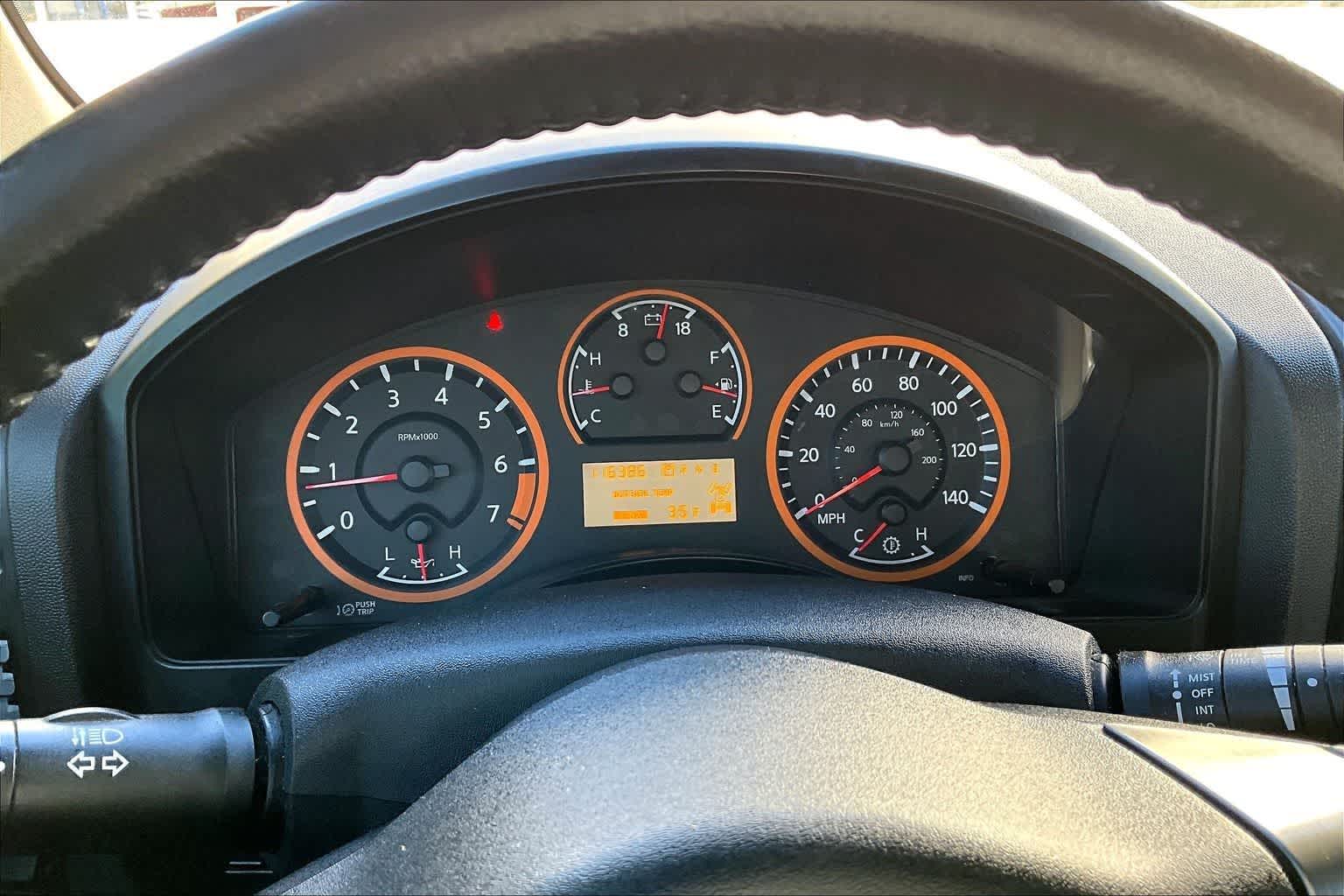 Thumbnail: 2012 Nissan Titan - 18