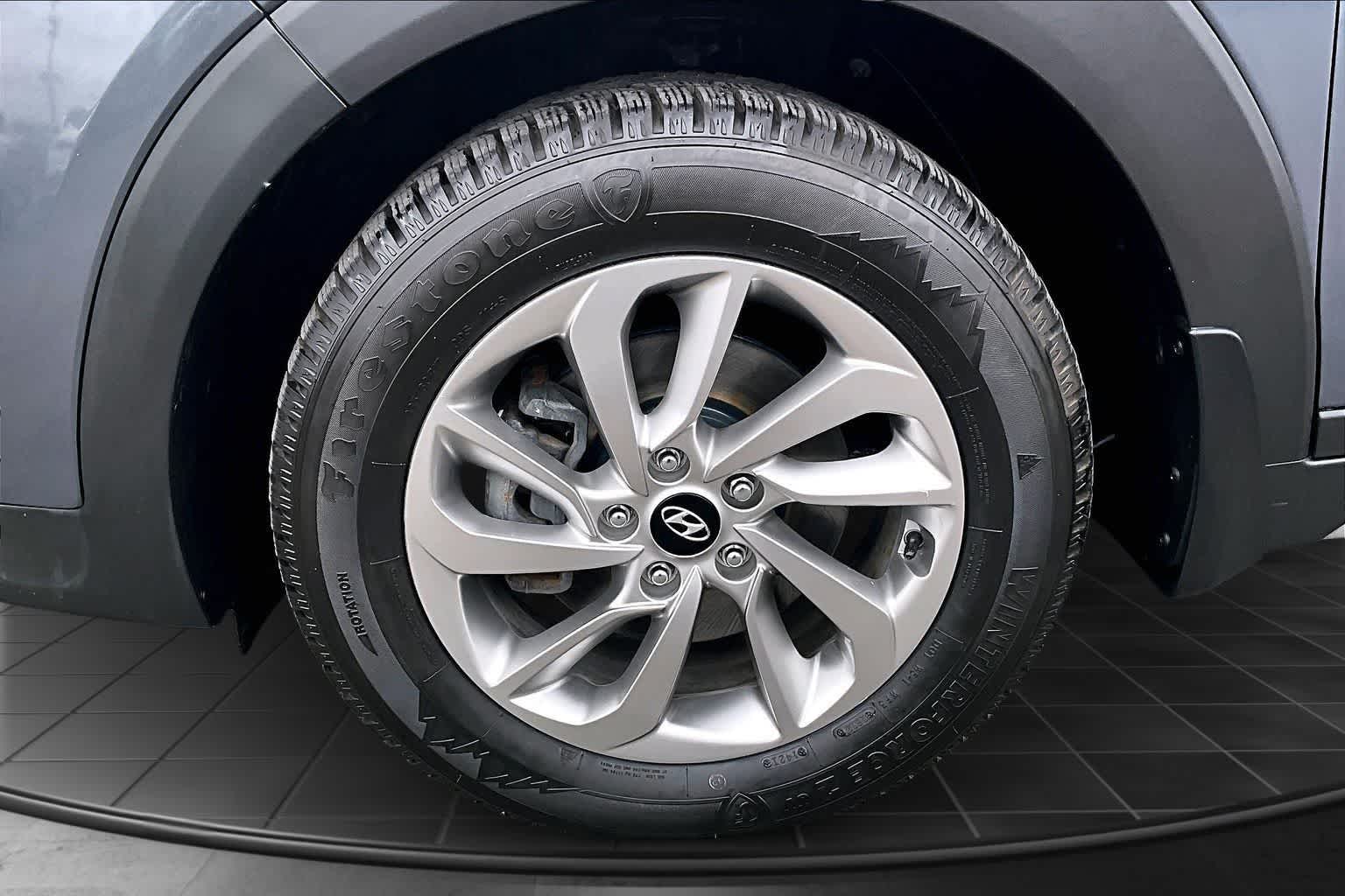 Thumbnail: 2017 Hyundai Tucson - 8