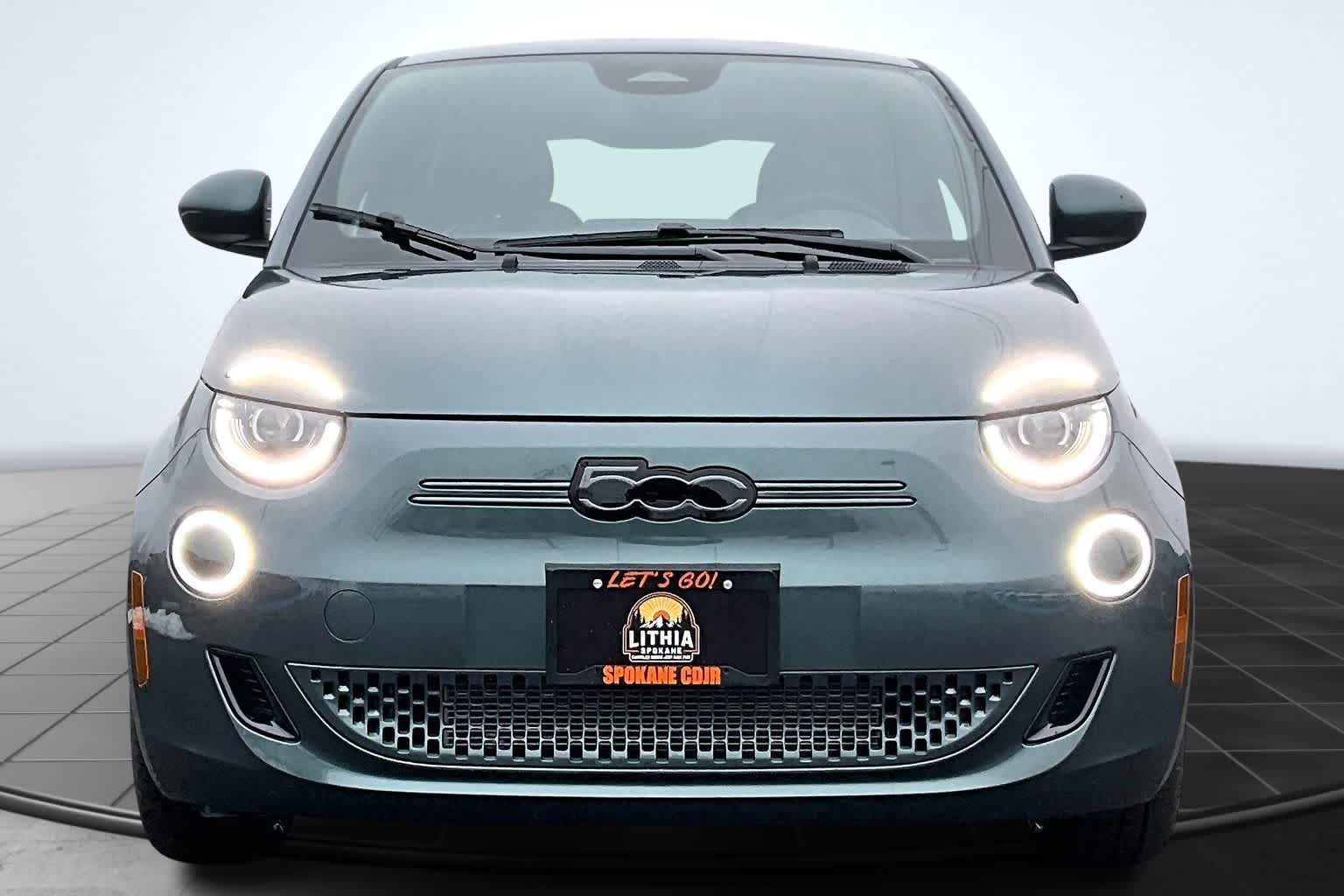 Thumbnail: 2025 Fiat 500e - 6