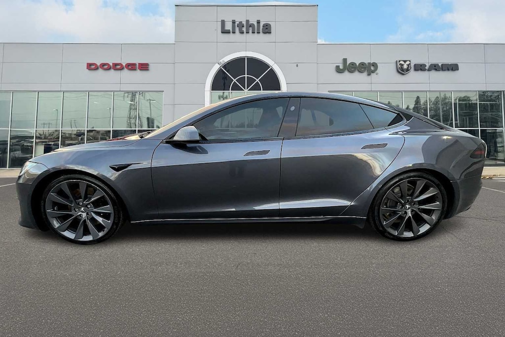 Used 2022 Tesla Model S Sedan