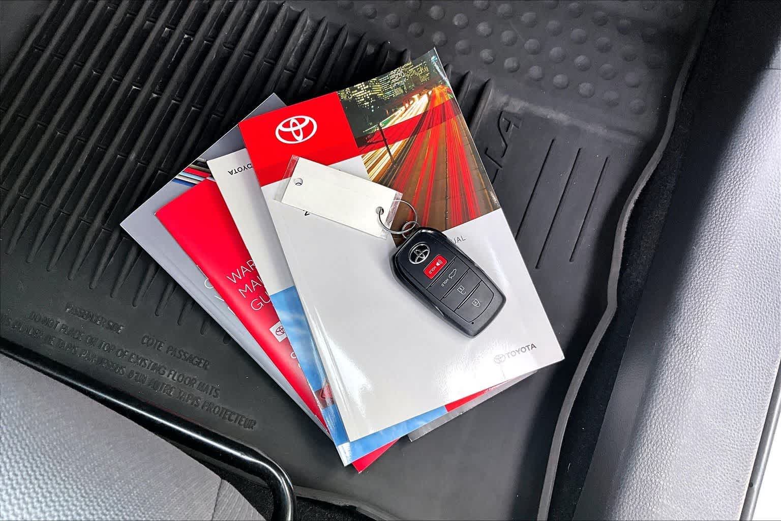 Thumbnail: 2025 Toyota Corolla - 20