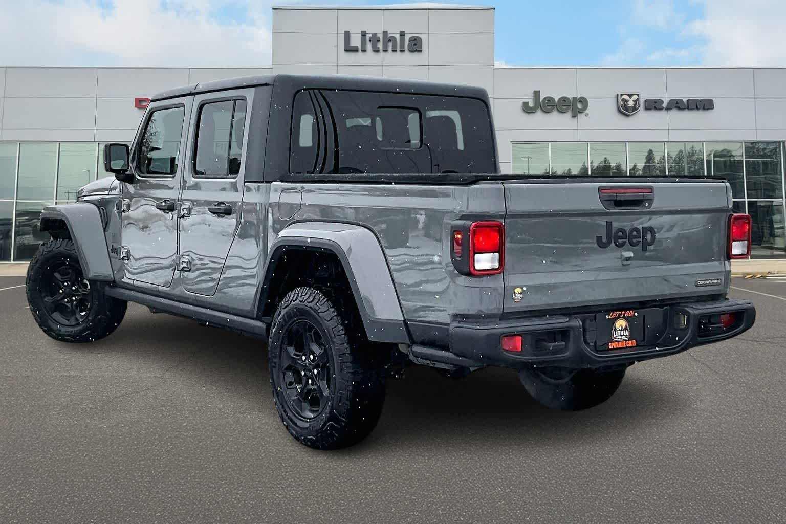 Thumbnail: 2021 Jeep Gladiator - 4