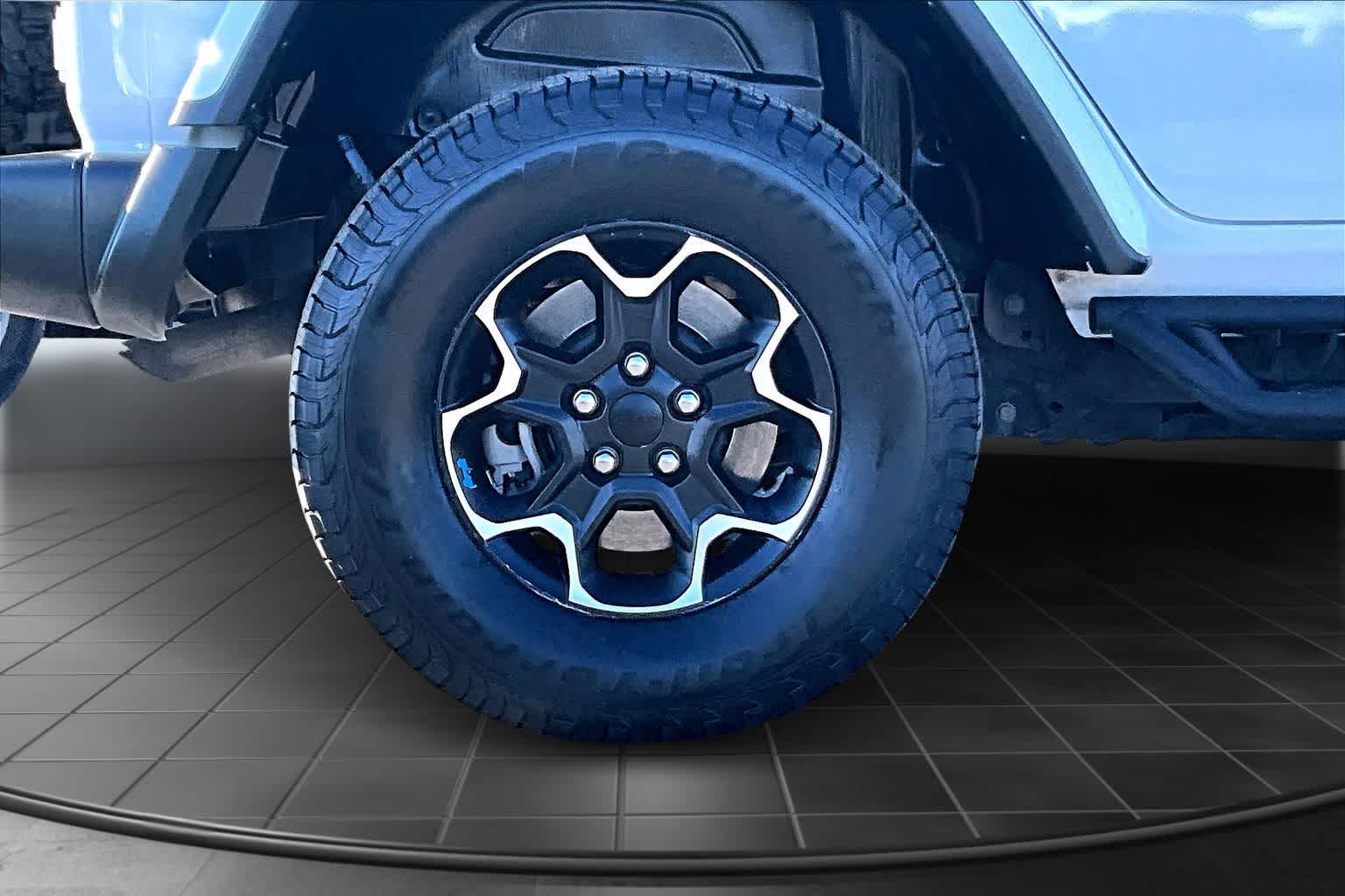 Thumbnail: 2023 Jeep Wrangler - 36