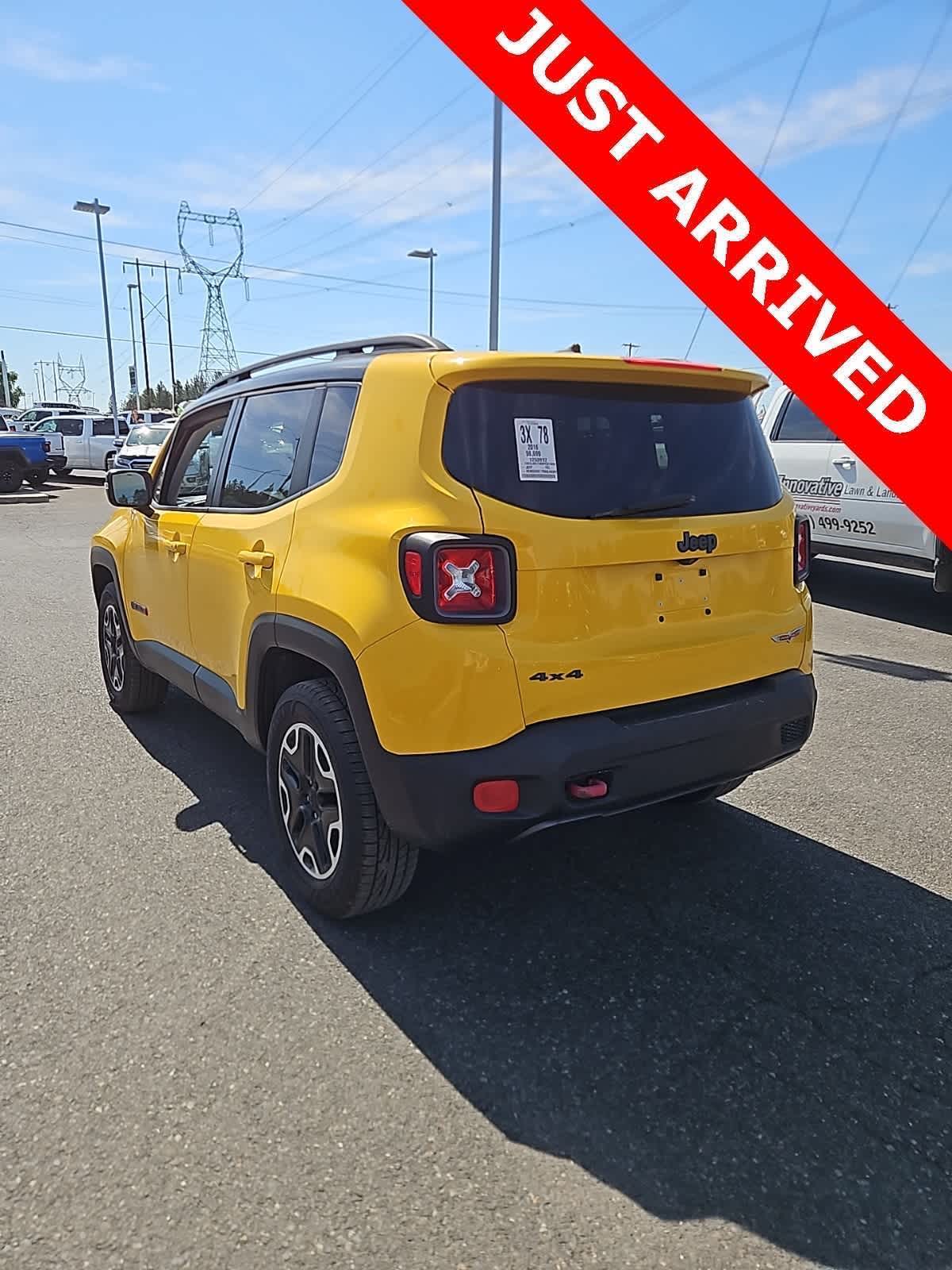 Thumbnail: 2016 Jeep Renegade - 6