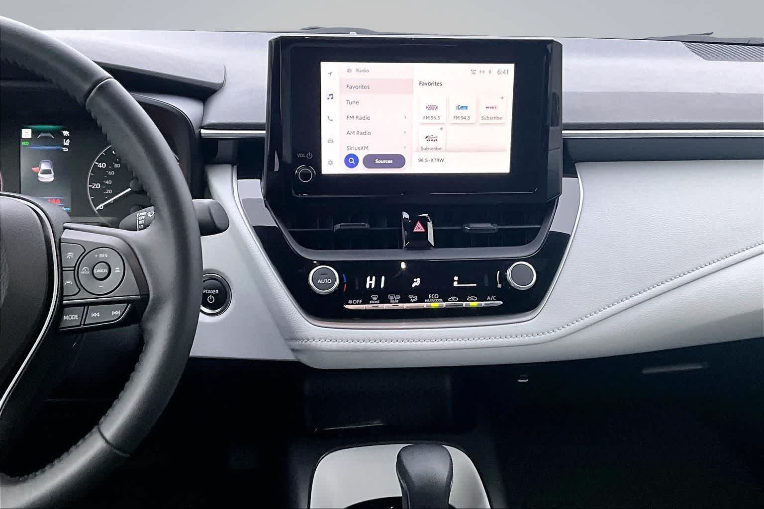 Thumbnail: 2025 Toyota Corolla - 16