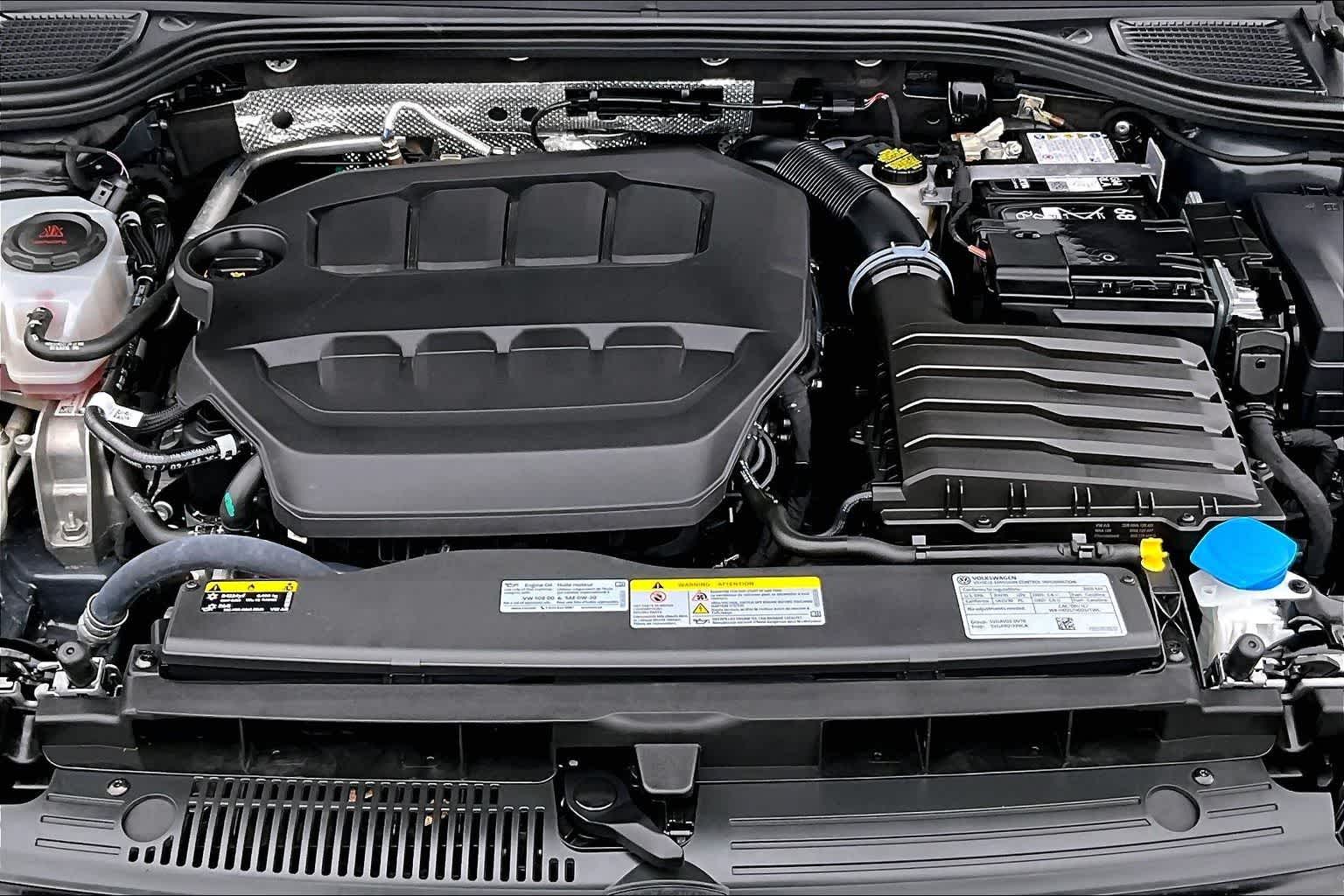 Thumbnail: 2025 Volkswagen Golf - 9