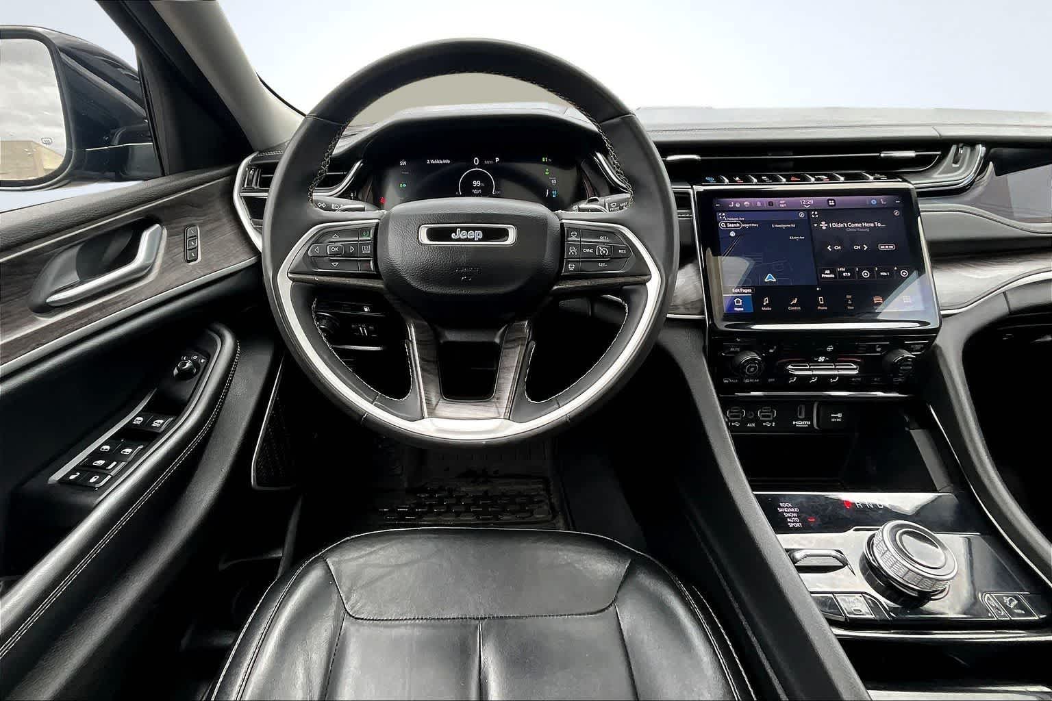 Thumbnail: 2022 Jeep Grand Cherokee - 15