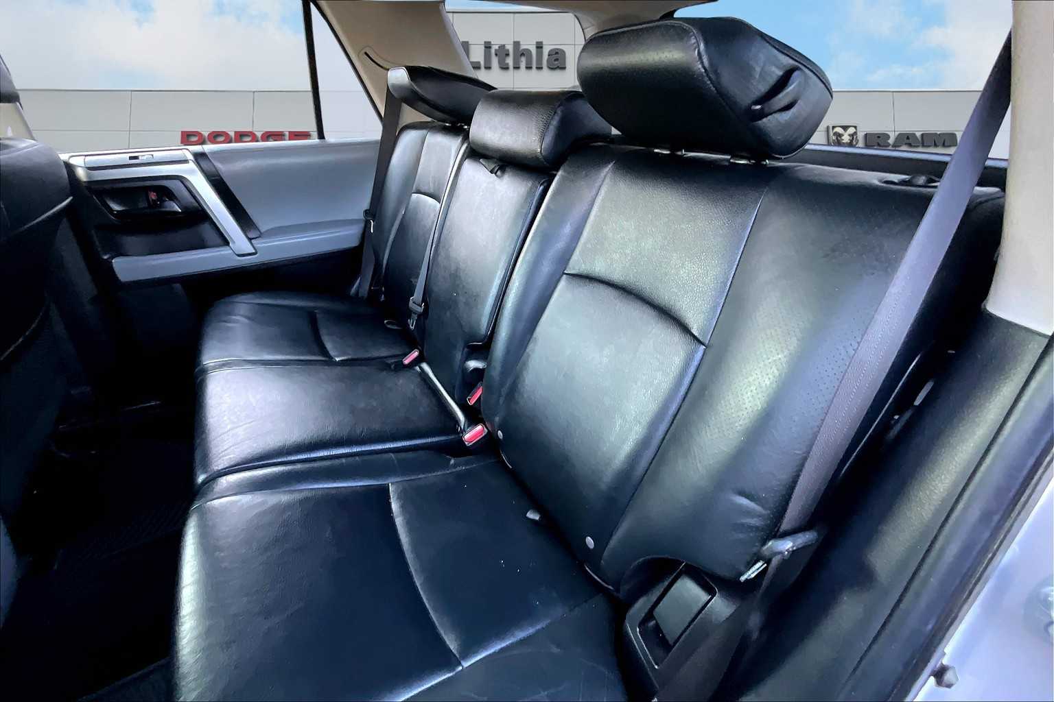 Thumbnail: 2012 Toyota 4Runner - 13