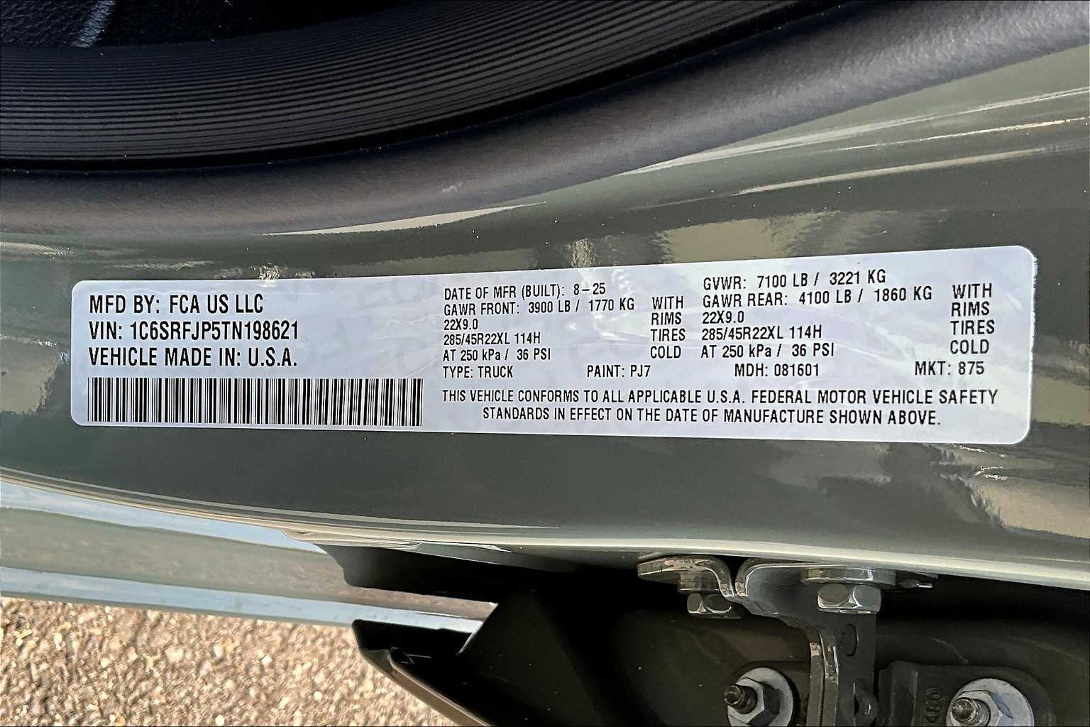 Thumbnail: 2026 RAM 1500 - 20