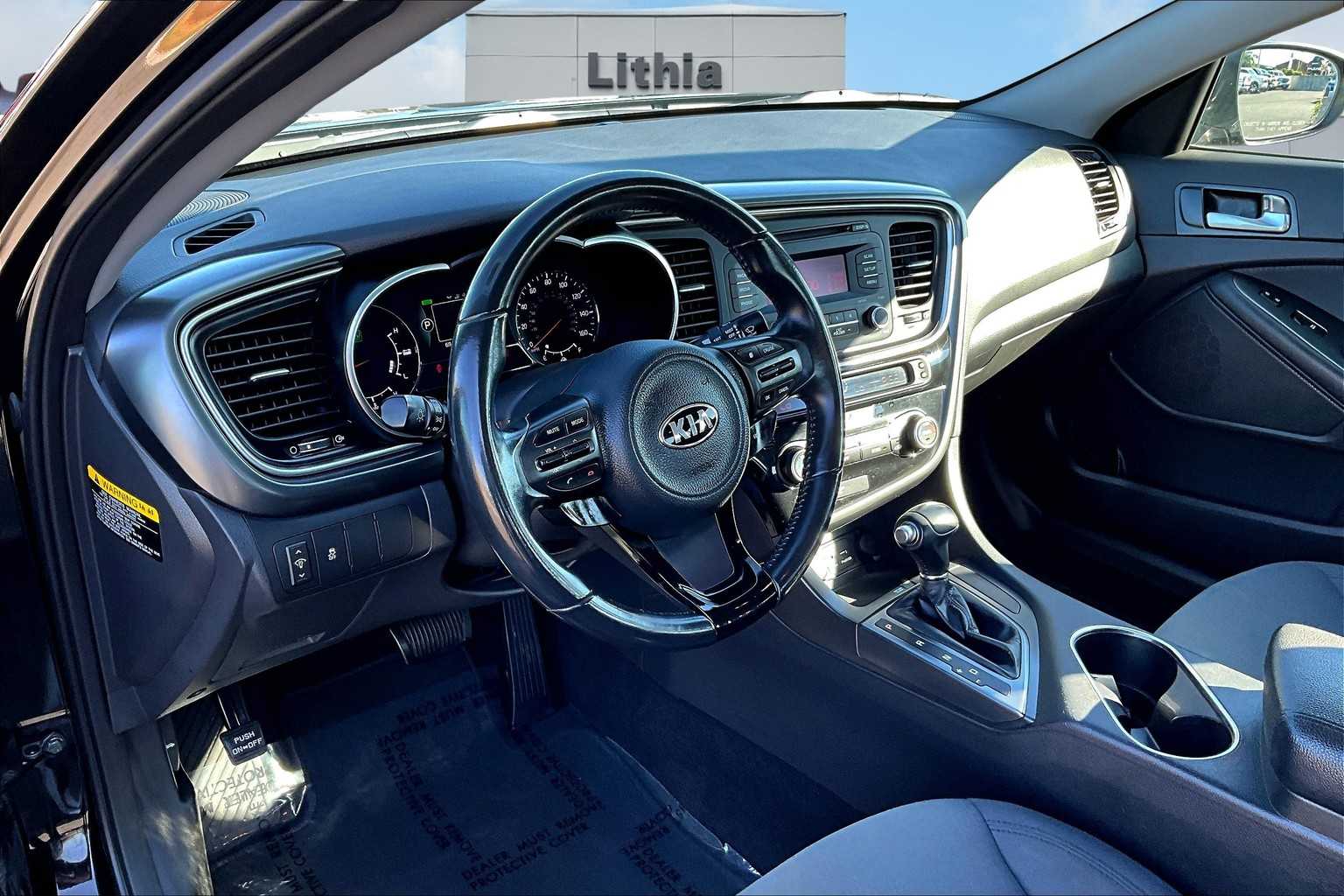 Thumbnail: 2015 Kia Optima - 2