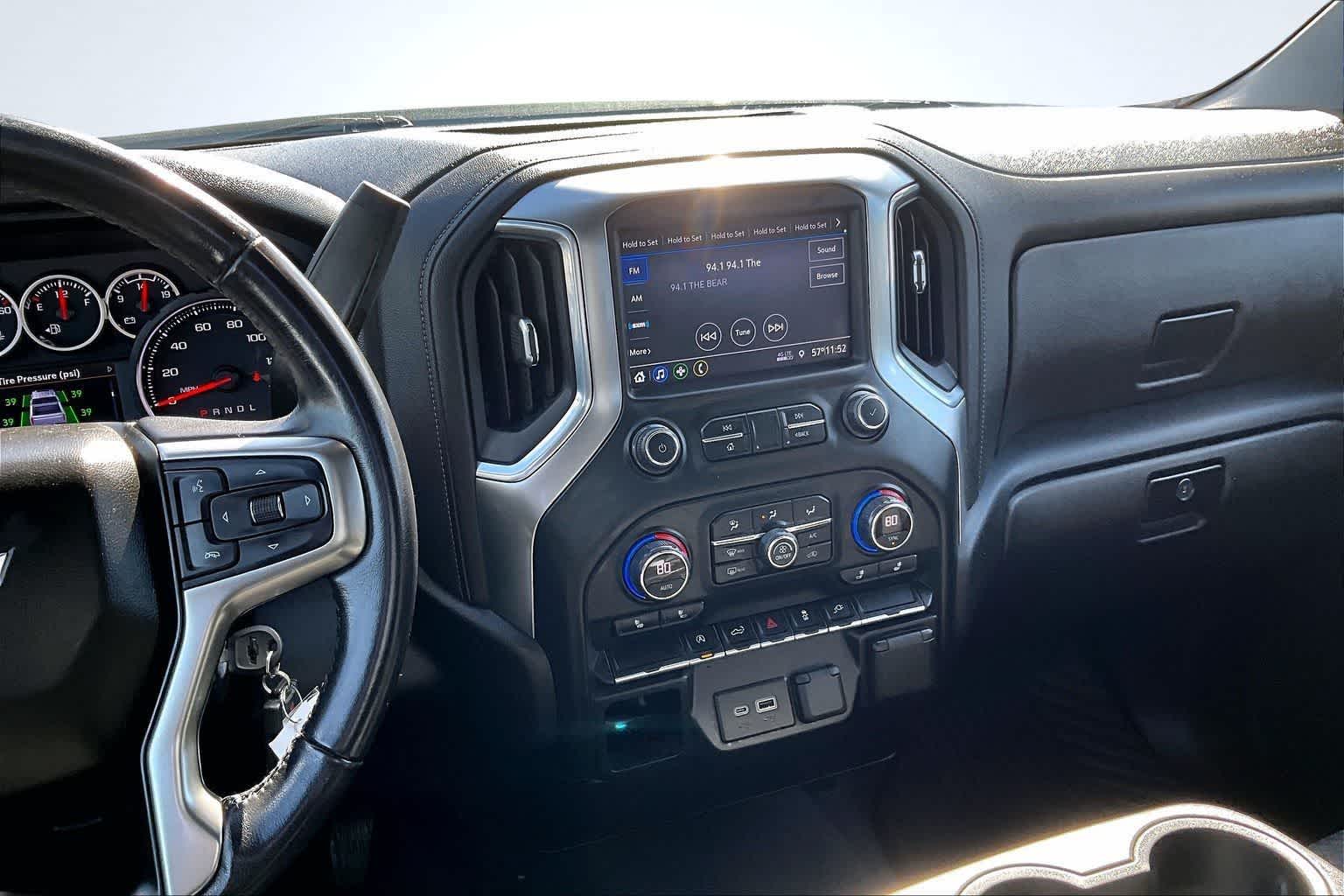 Thumbnail: 2021 Chevrolet Silverado 1500 - 16