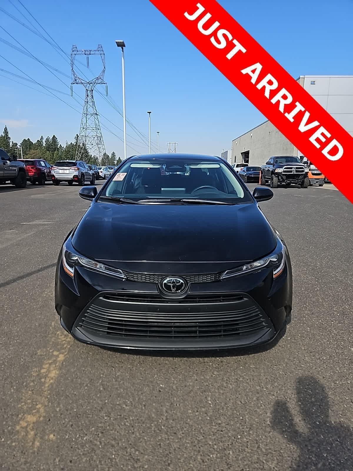 2024 Toyota Corolla LE photo 2