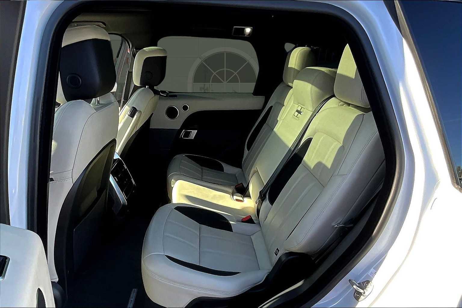 Thumbnail: 2020 Land Rover Range Rover Sport - 13