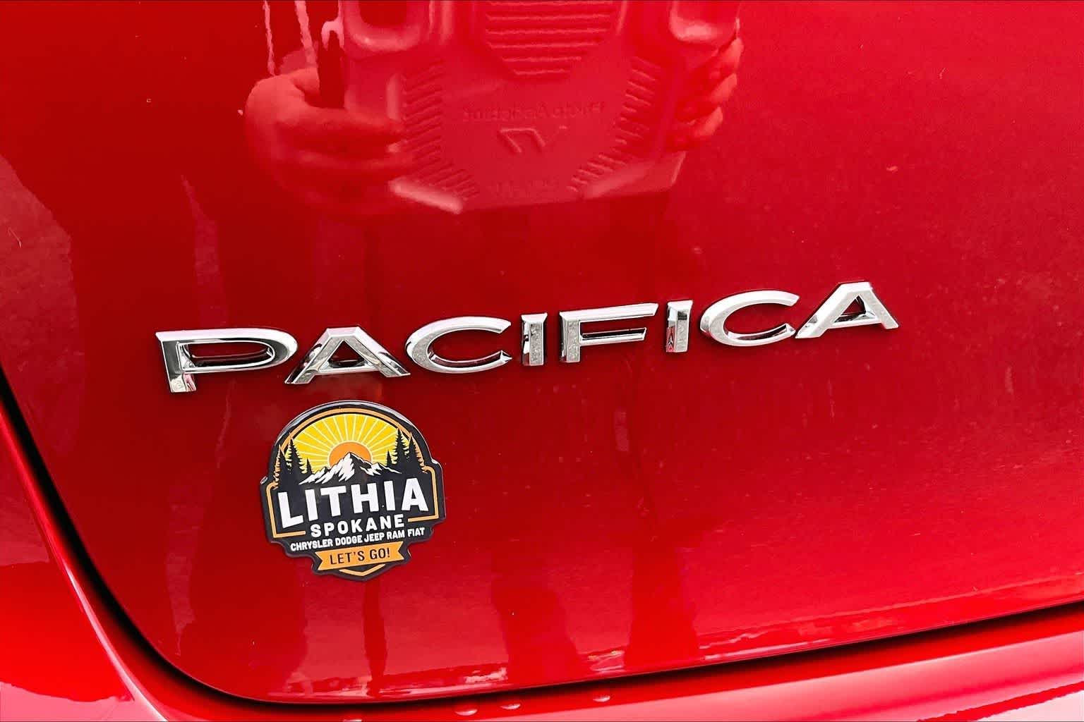 Thumbnail: 2026 Chrysler Pacifica - 7