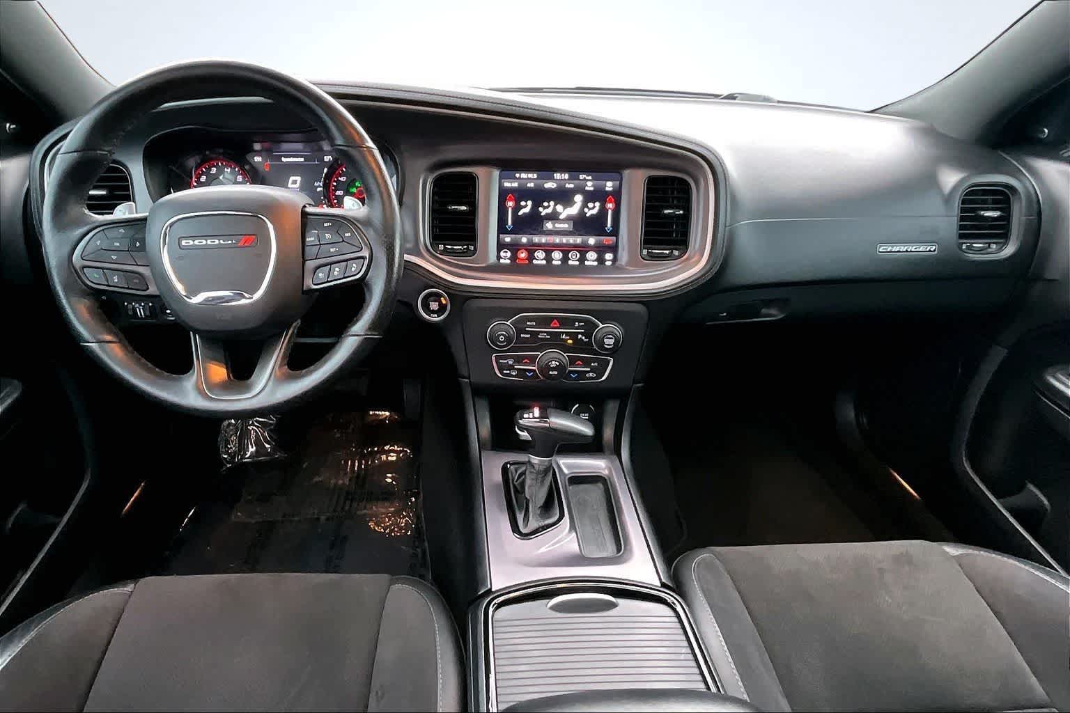 Thumbnail: 2020 Dodge Charger - 10