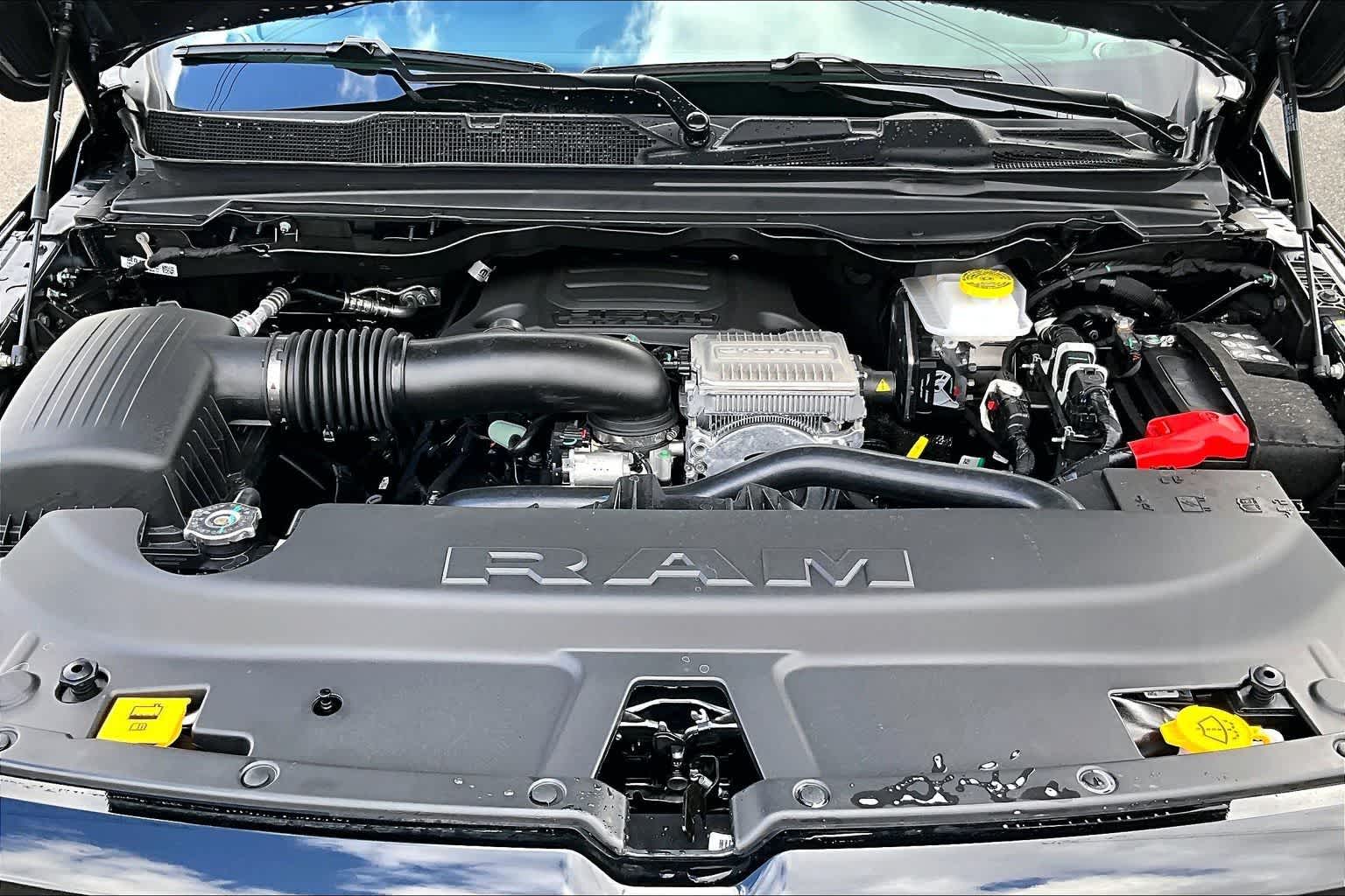Thumbnail: 2026 RAM 1500 - 9