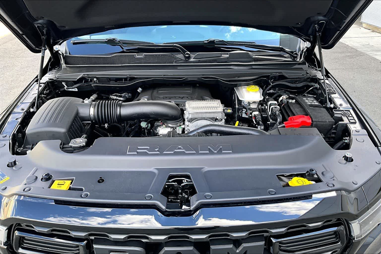 Thumbnail: 2026 RAM 1500 - 9