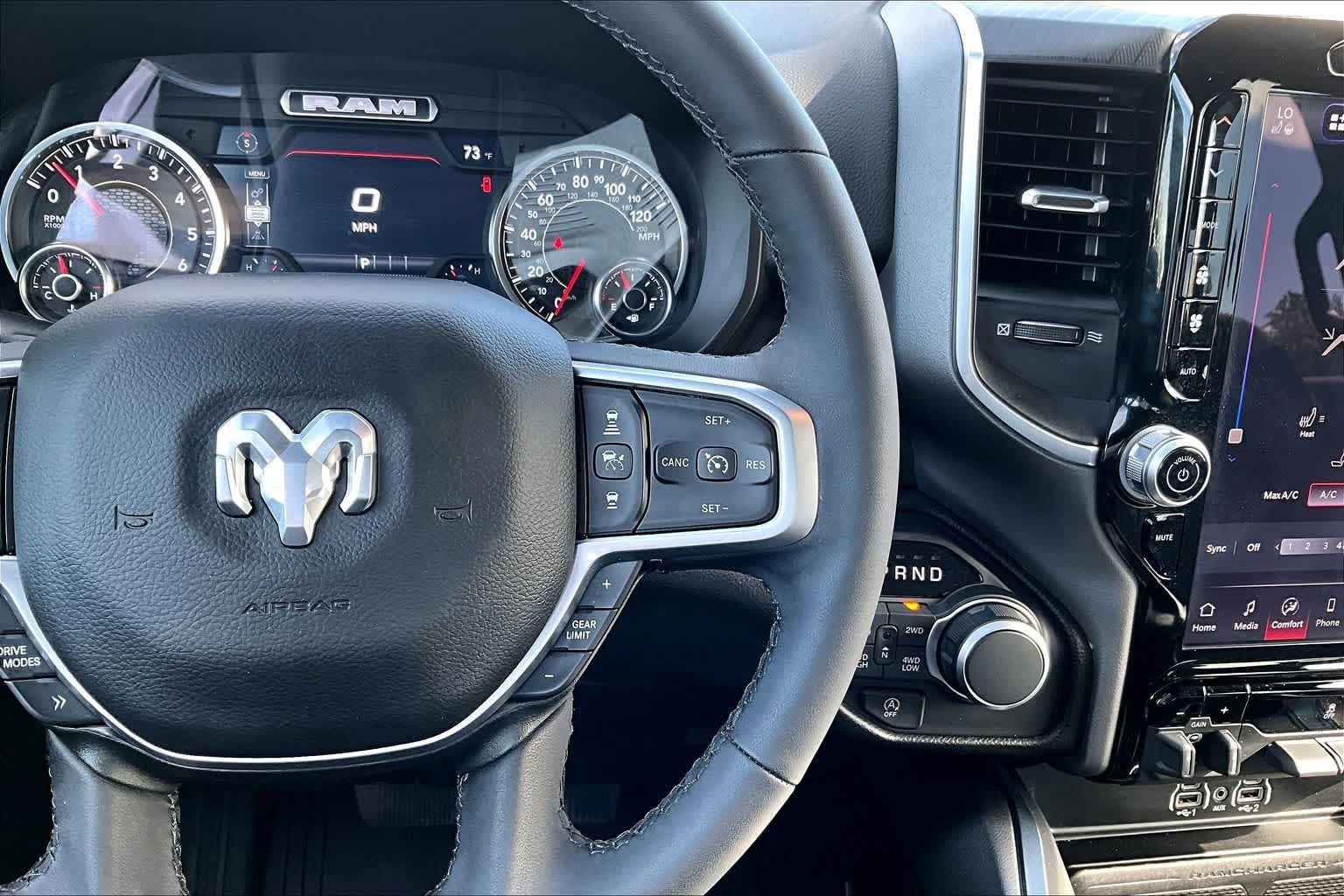 Thumbnail: 2025 RAM 1500 - 25