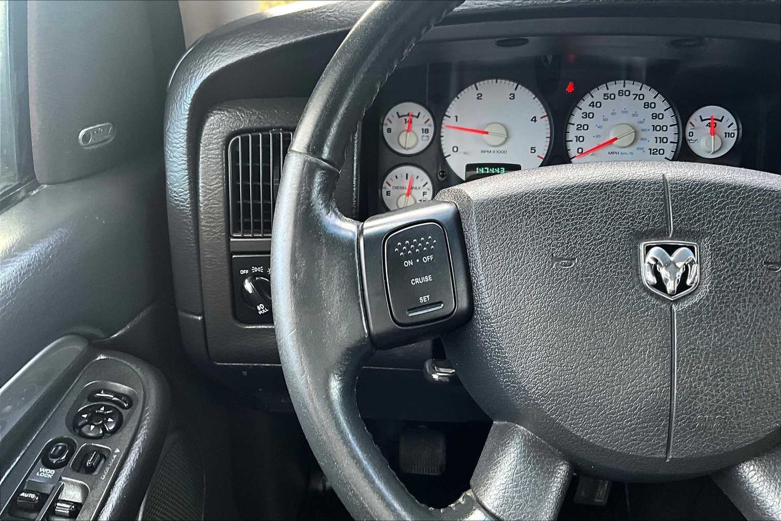 Thumbnail: 2005 Dodge Ram 2500 - 25