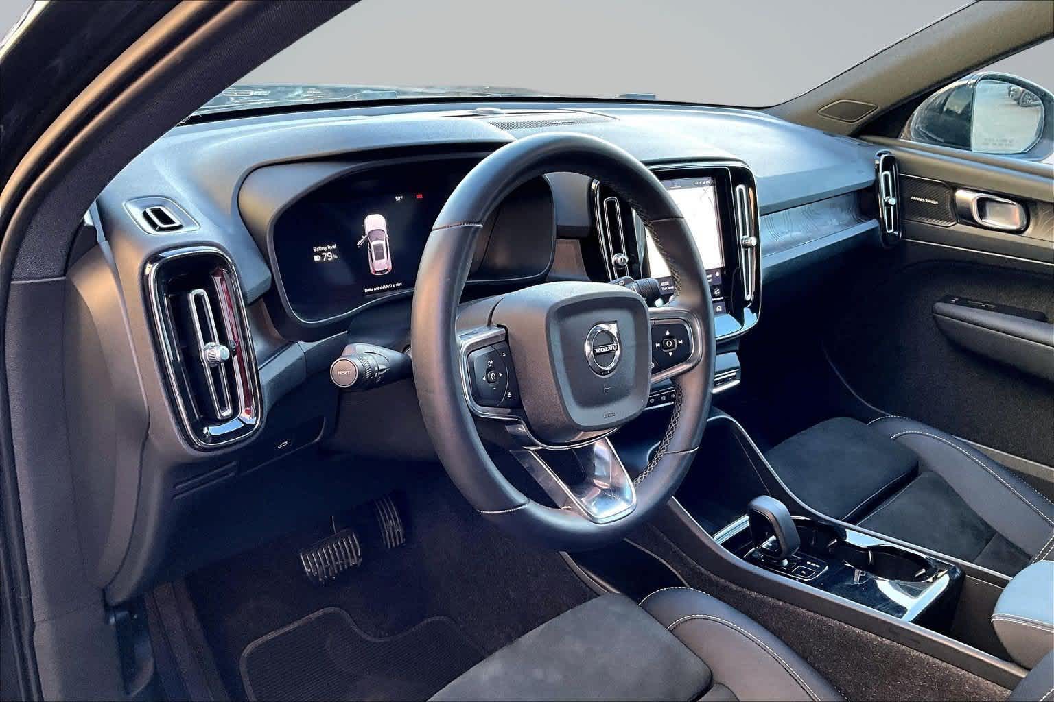 Used 2023 Volvo XC40 Ultimate with VIN YV4ED3UM4P2990445 for sale in Spokane, WA