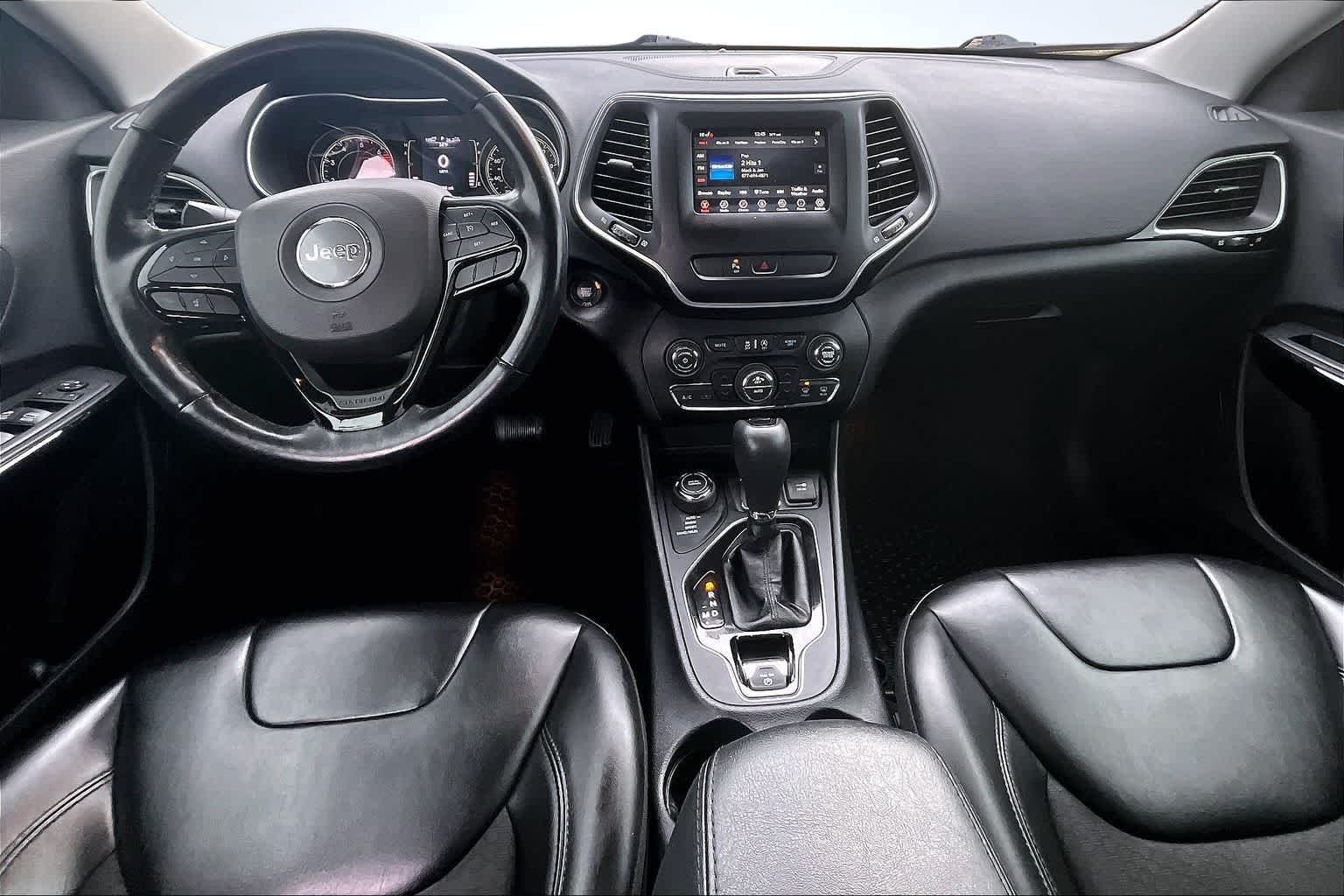 Thumbnail: 2020 Jeep Cherokee - 10