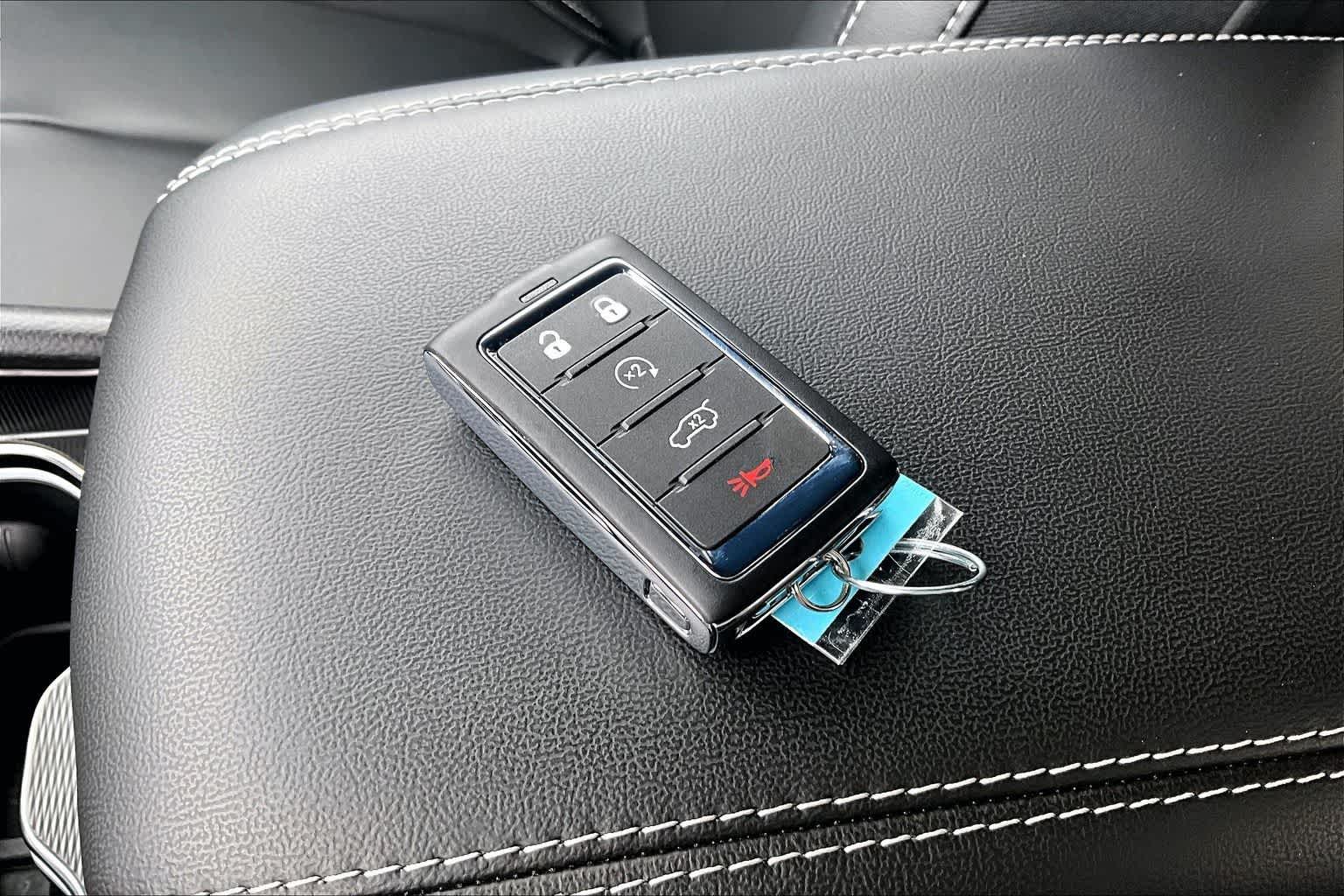 Thumbnail: 2026 Jeep Grand Cherokee - 20