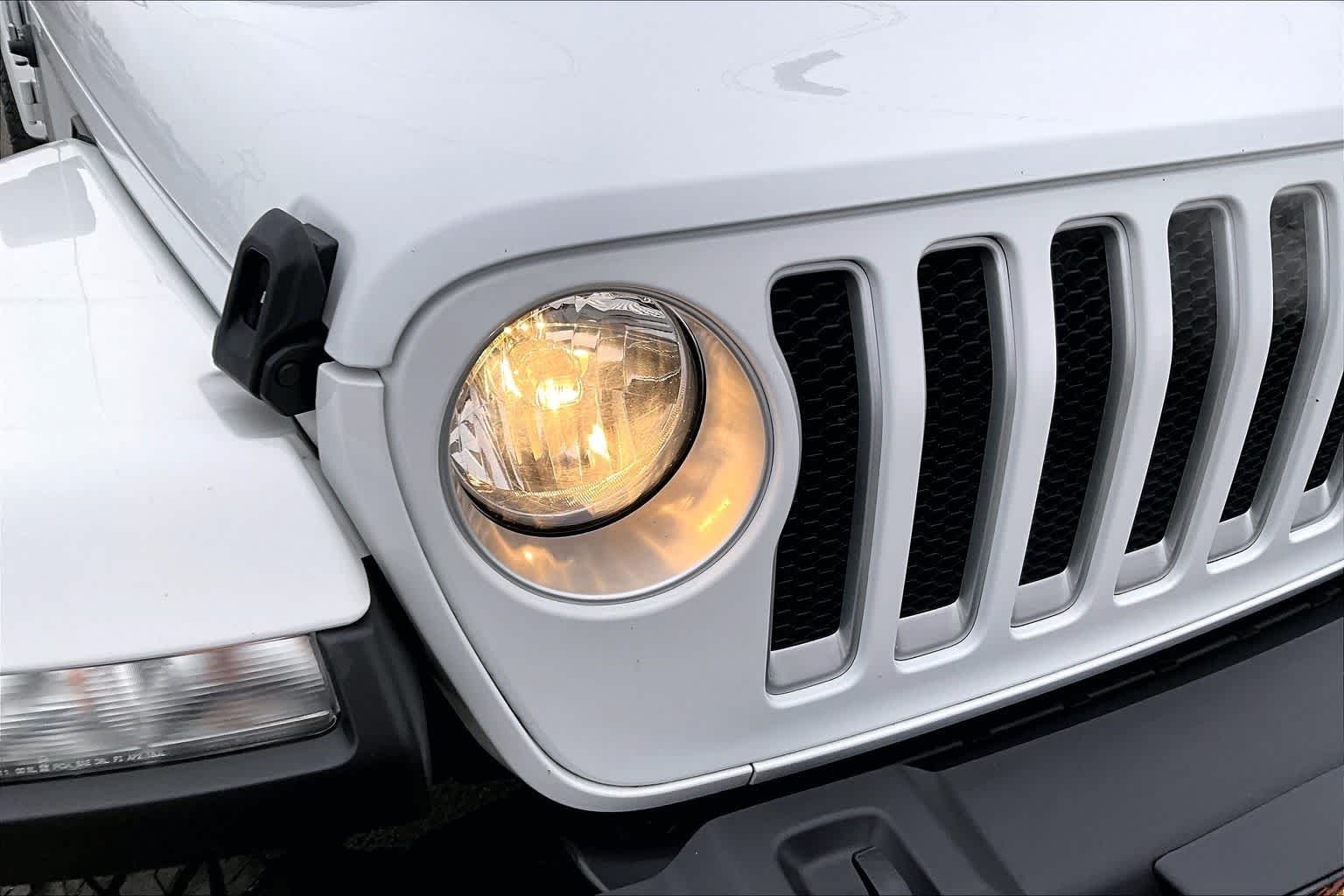 Thumbnail: 2023 Jeep Wrangler - 31