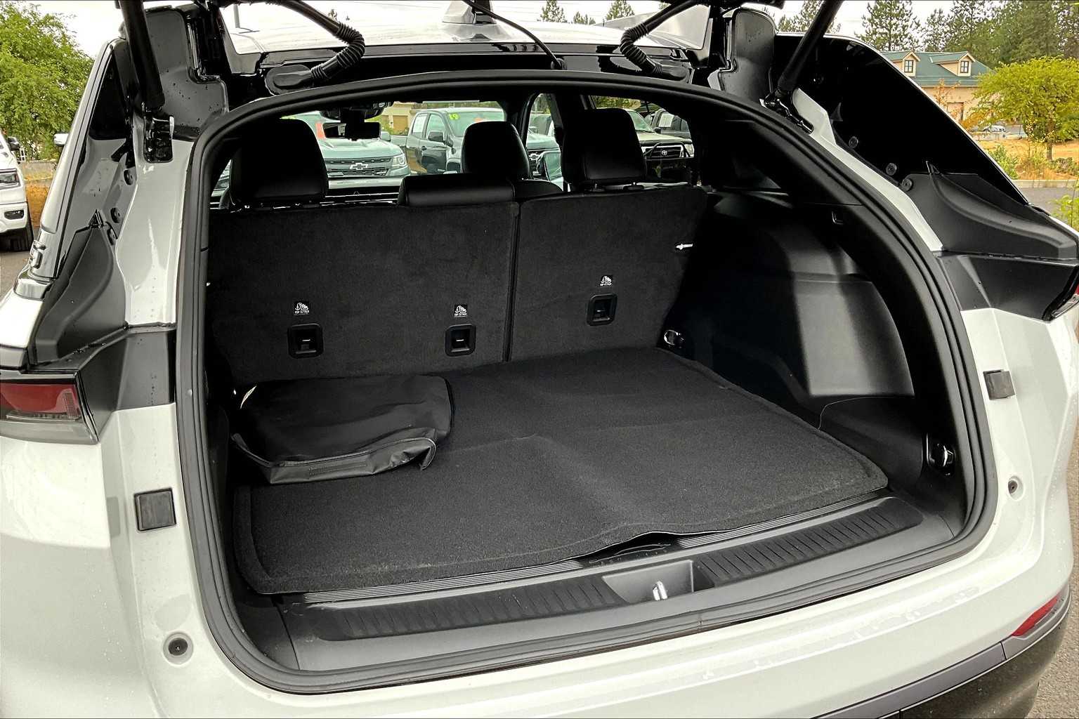 Thumbnail: 2025 Jeep Wagoneer S - 19