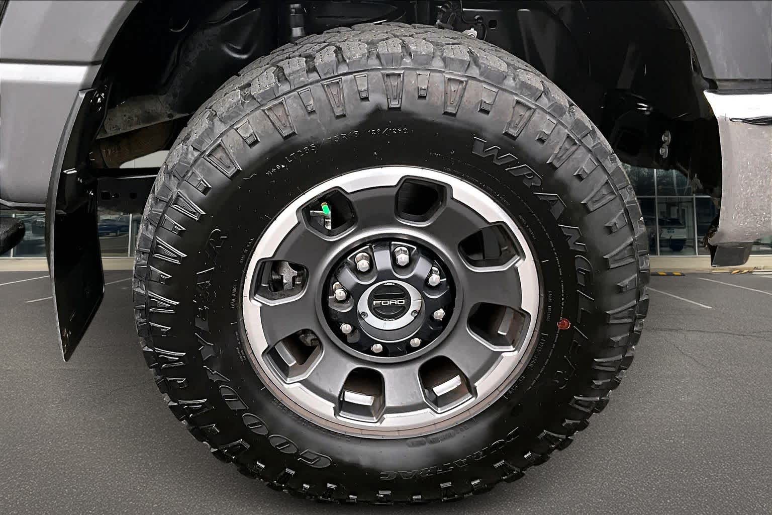 Thumbnail: 2024 Ford Econoline - 34