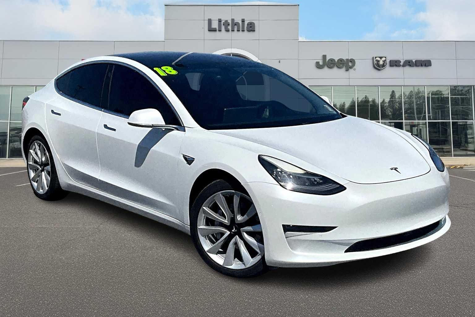 Thumbnail: 2018 Tesla Model 3 - 18