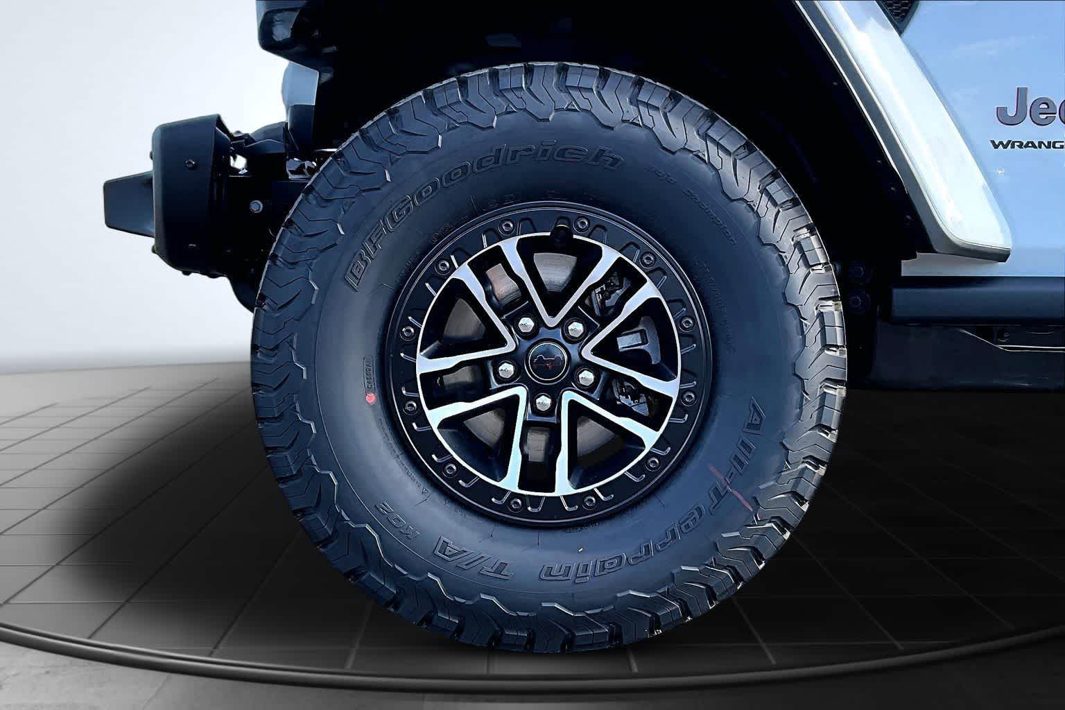 Thumbnail: 2026 Jeep Wrangler - 8