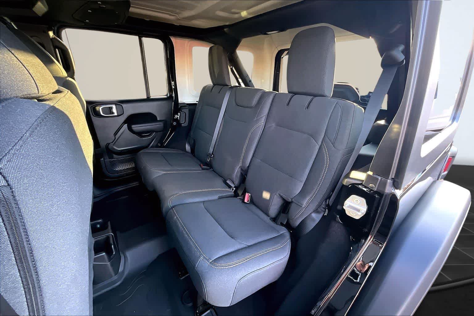 Thumbnail: 2026 Jeep Wrangler - 13