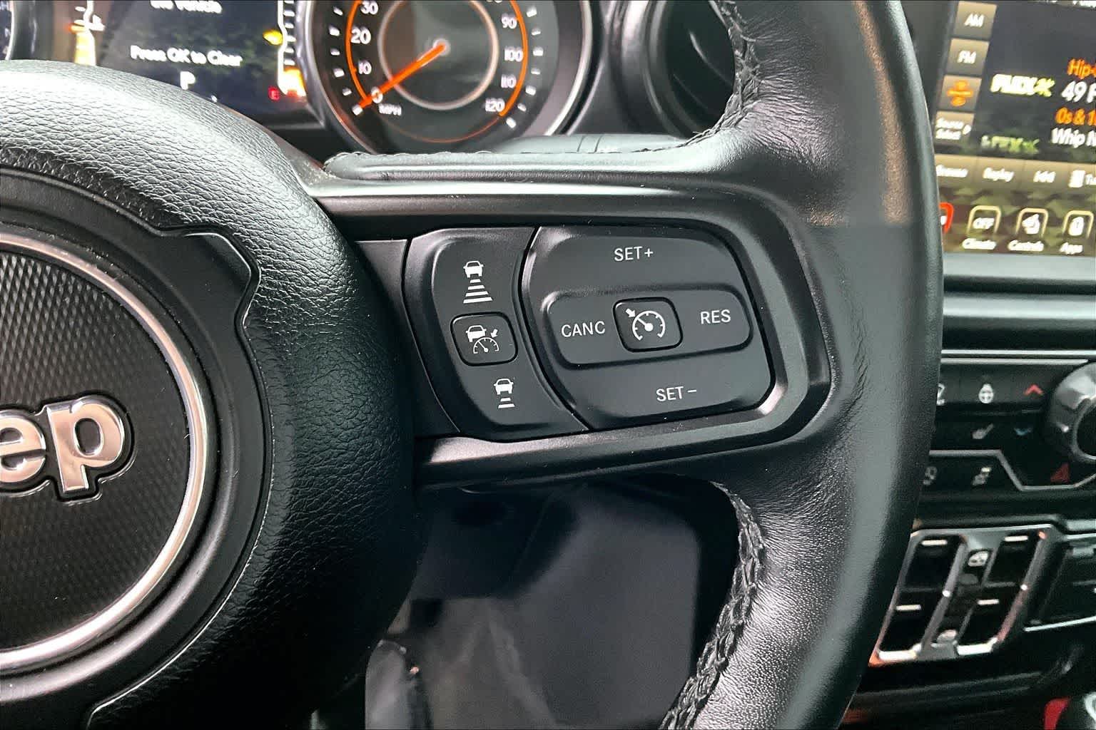 Thumbnail: 2021 Jeep Gladiator - 26